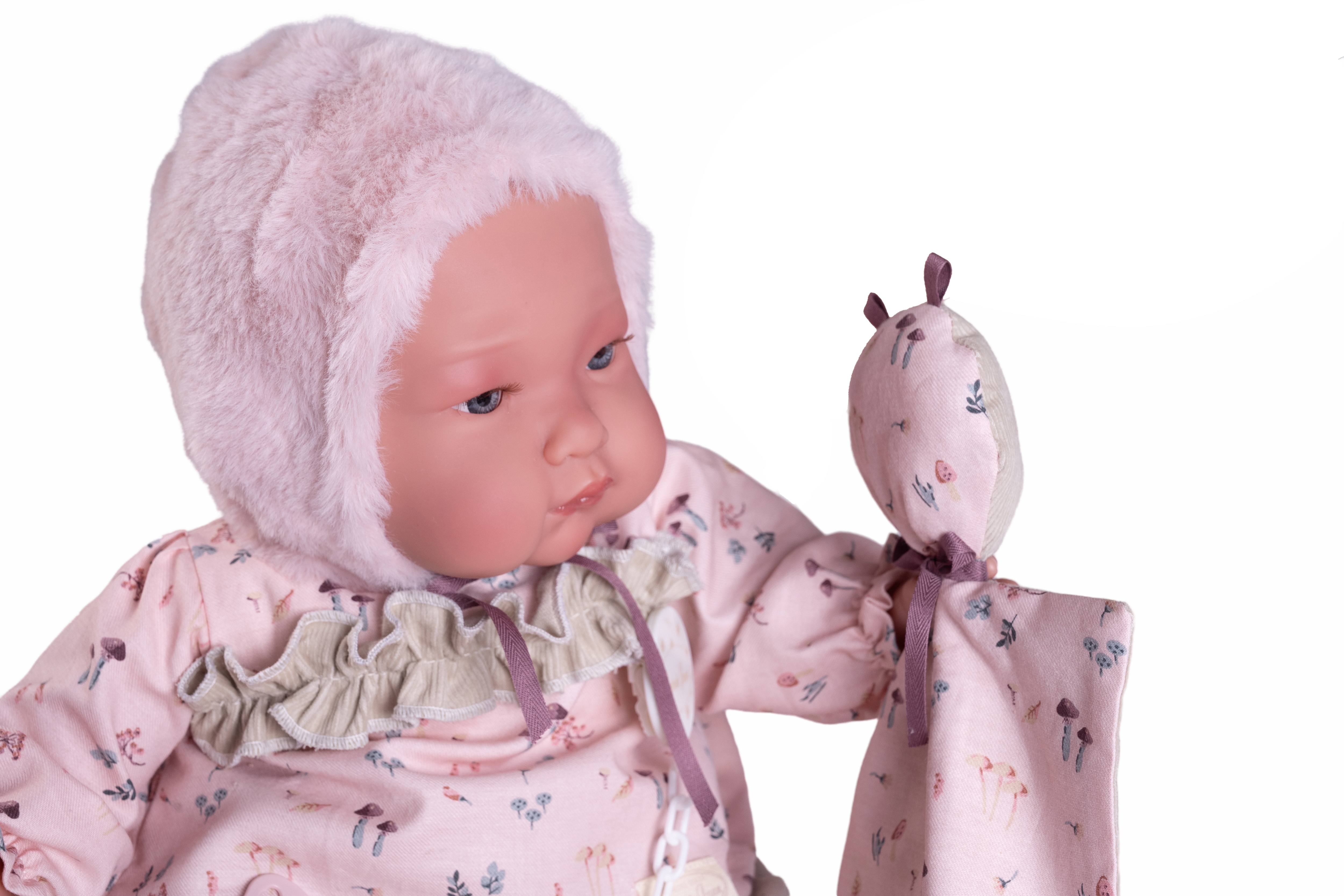 Muñeco bebé Mi Primer Reborn Alejandra con doudou Muñecos Antonio Juan 3