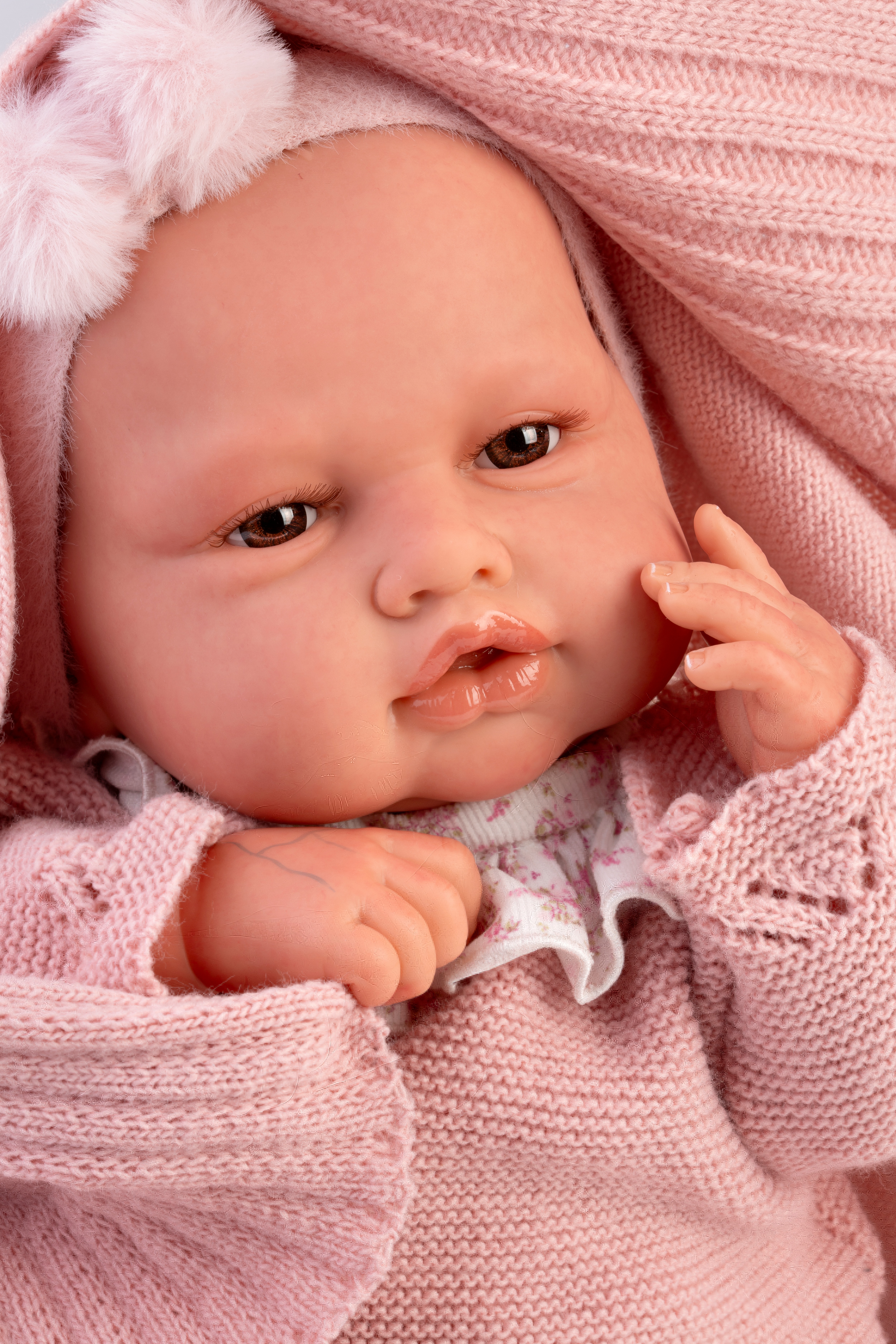Muñeco bebé Reborn Baby Love conjunto de punto Muñecos Antonio Juan 3