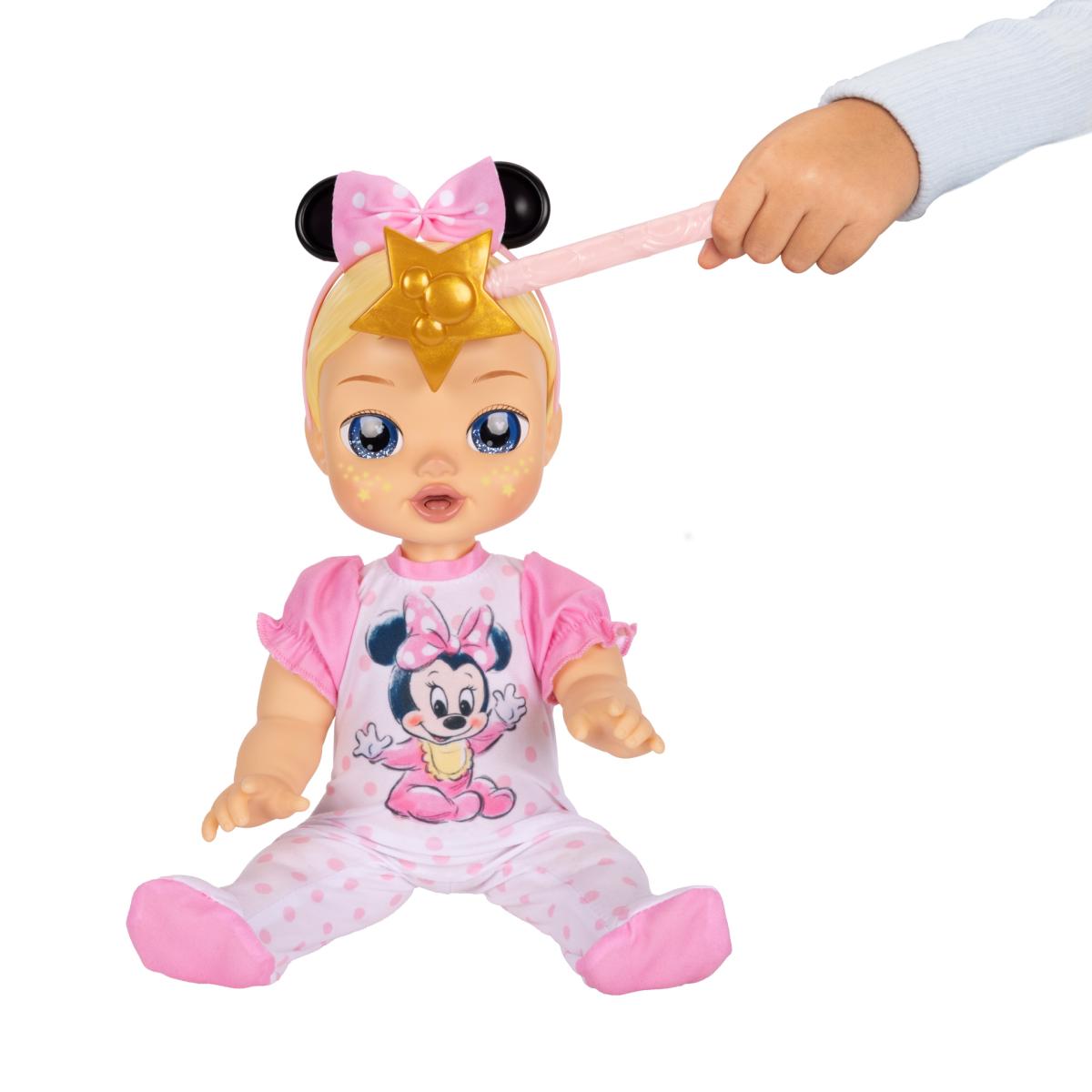 Muñeca Bebé Minnie con funciones interactivas y accesorios incluidos Disney 6