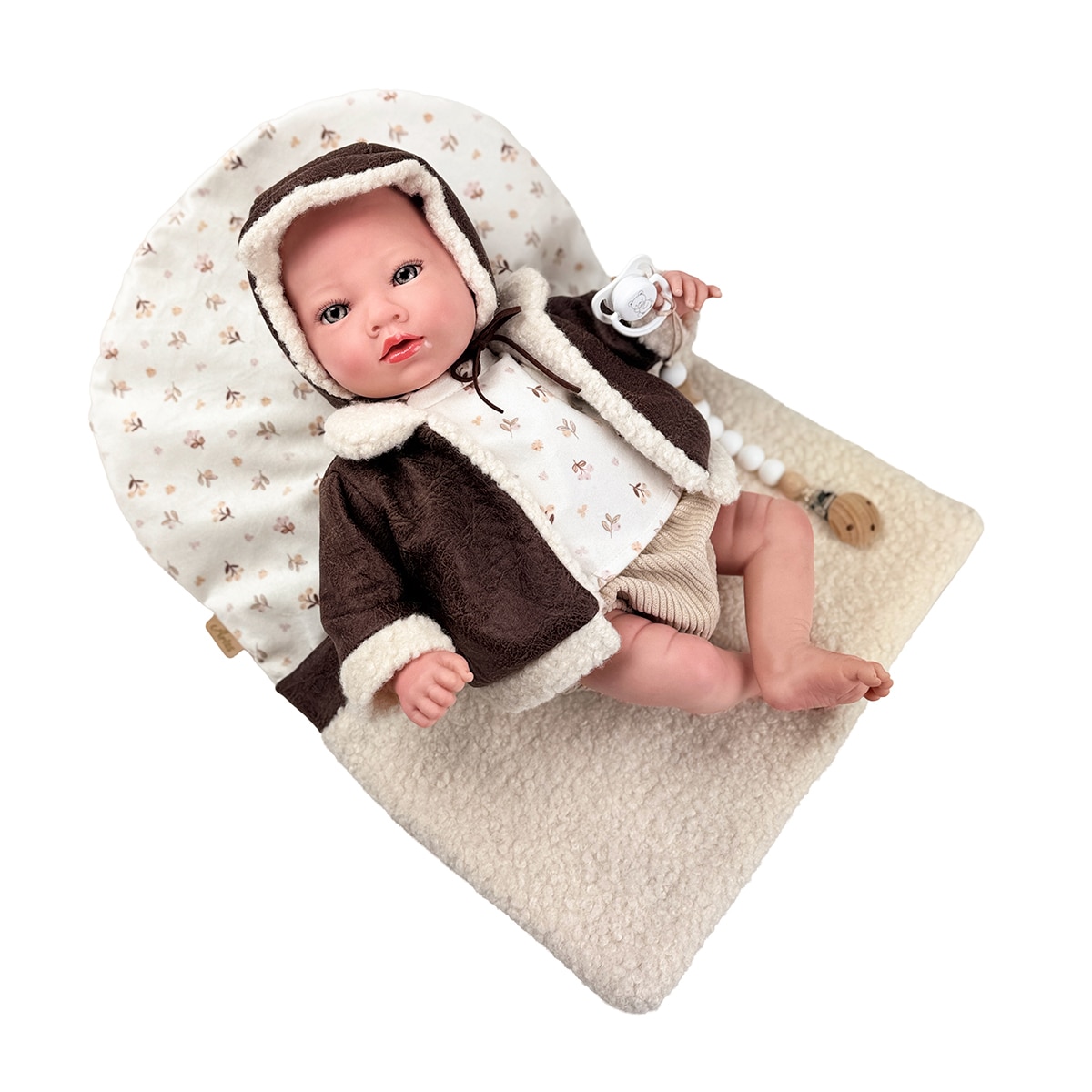 Muñeco bebés Reborn 40 Cm Bruno Exclusivo con saco portabebe, chupete, chupetero, pañal, Libro de familia y certificado de autenticidad Arias 2
