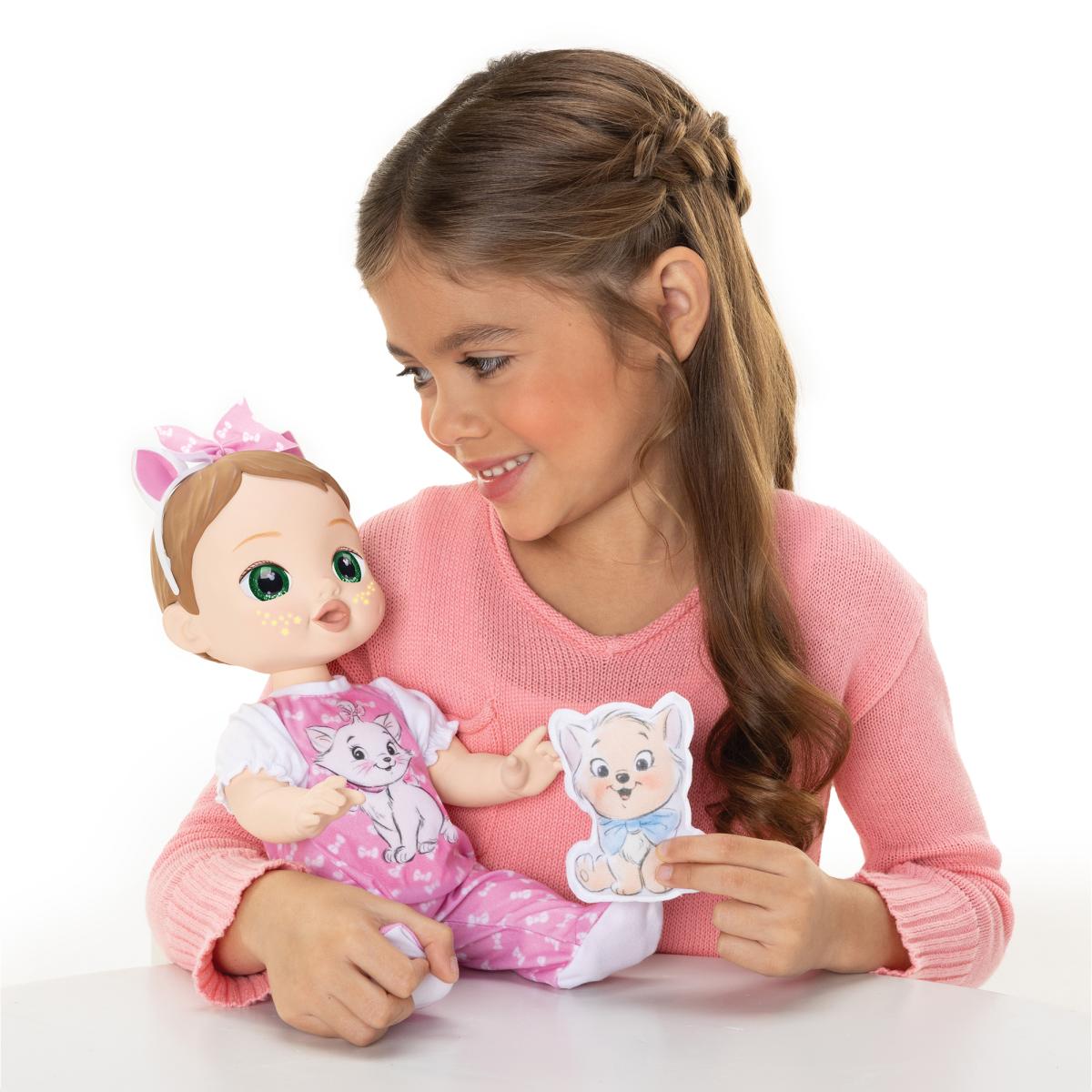 Muñeca Bebé Marie con funciones interactivas y accesorios incluidos Disney Darlings 10