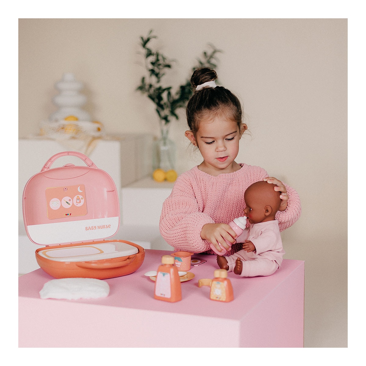 Maletín cuidados bebé Baby Nurse Vanity con 13 Accesorios incluidos Smoby 3