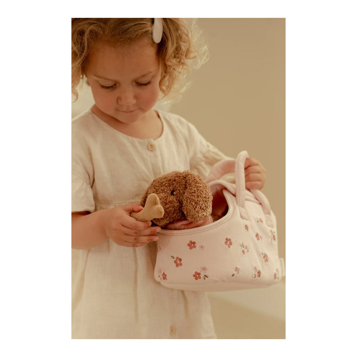 Peluche Perrito Jackie con bolsa Little Dutch 4