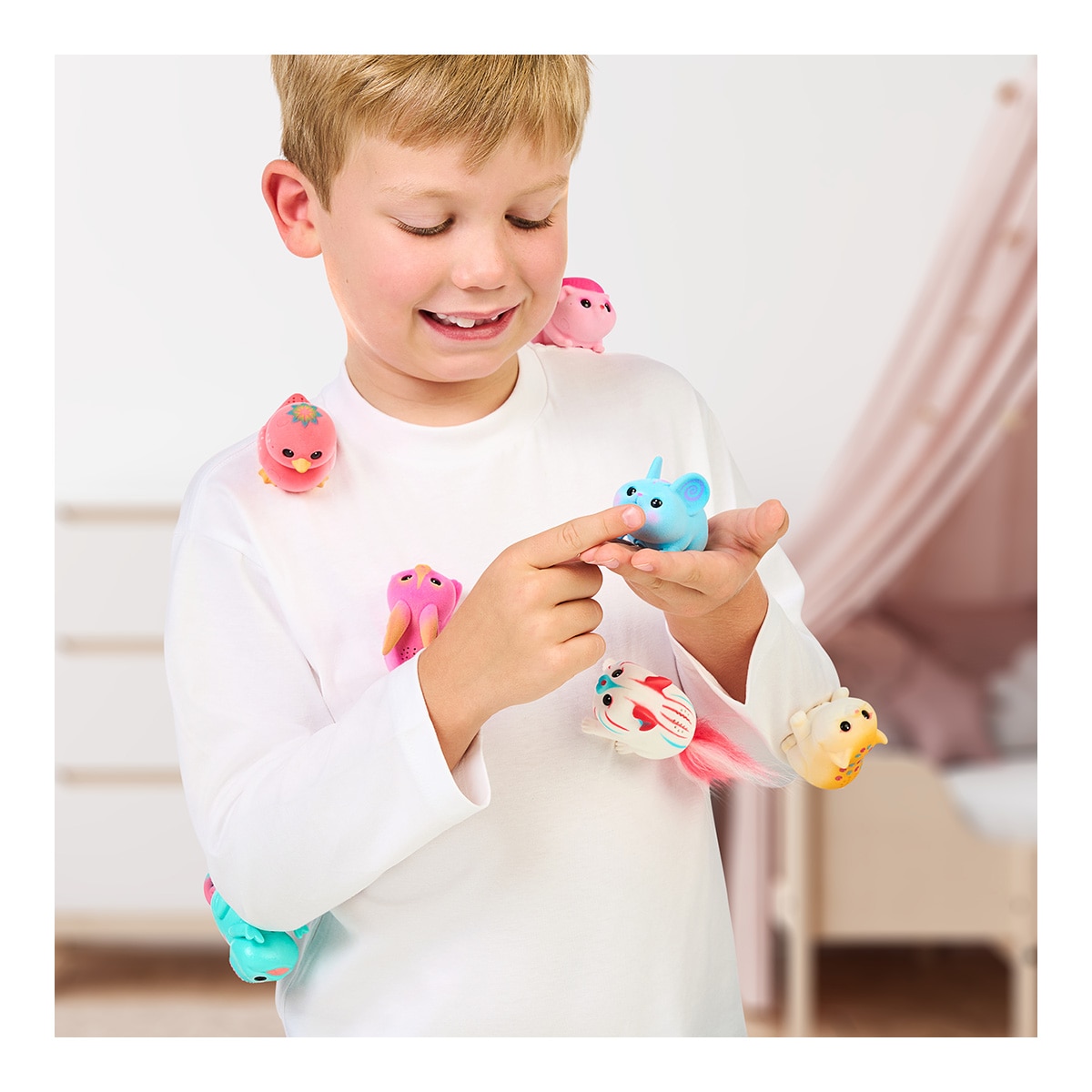 Peluche interactivo NeeDees pack individual Little Live Pets Moose modelos surtidos 2