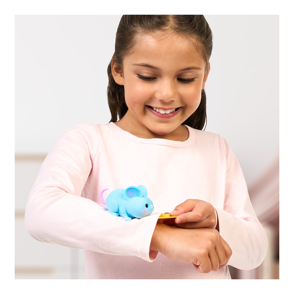Peluche interactivo NeeDees pack individual Little Live Pets Moose modelos surtidos 7