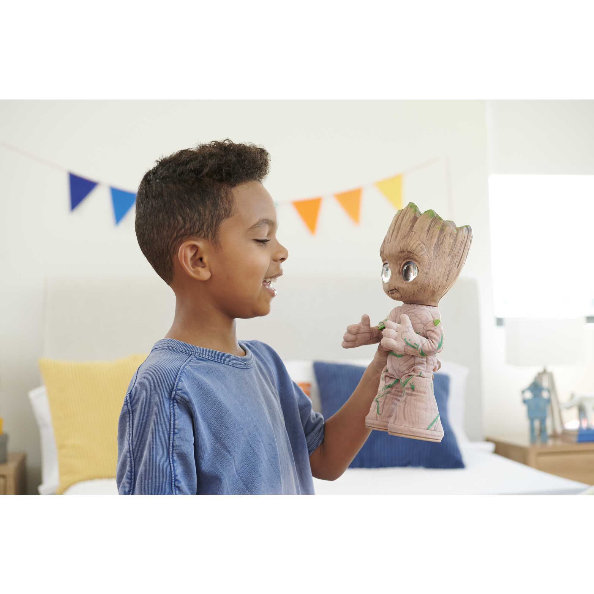 Peluche Groot bailón Marvel I am Groot 3