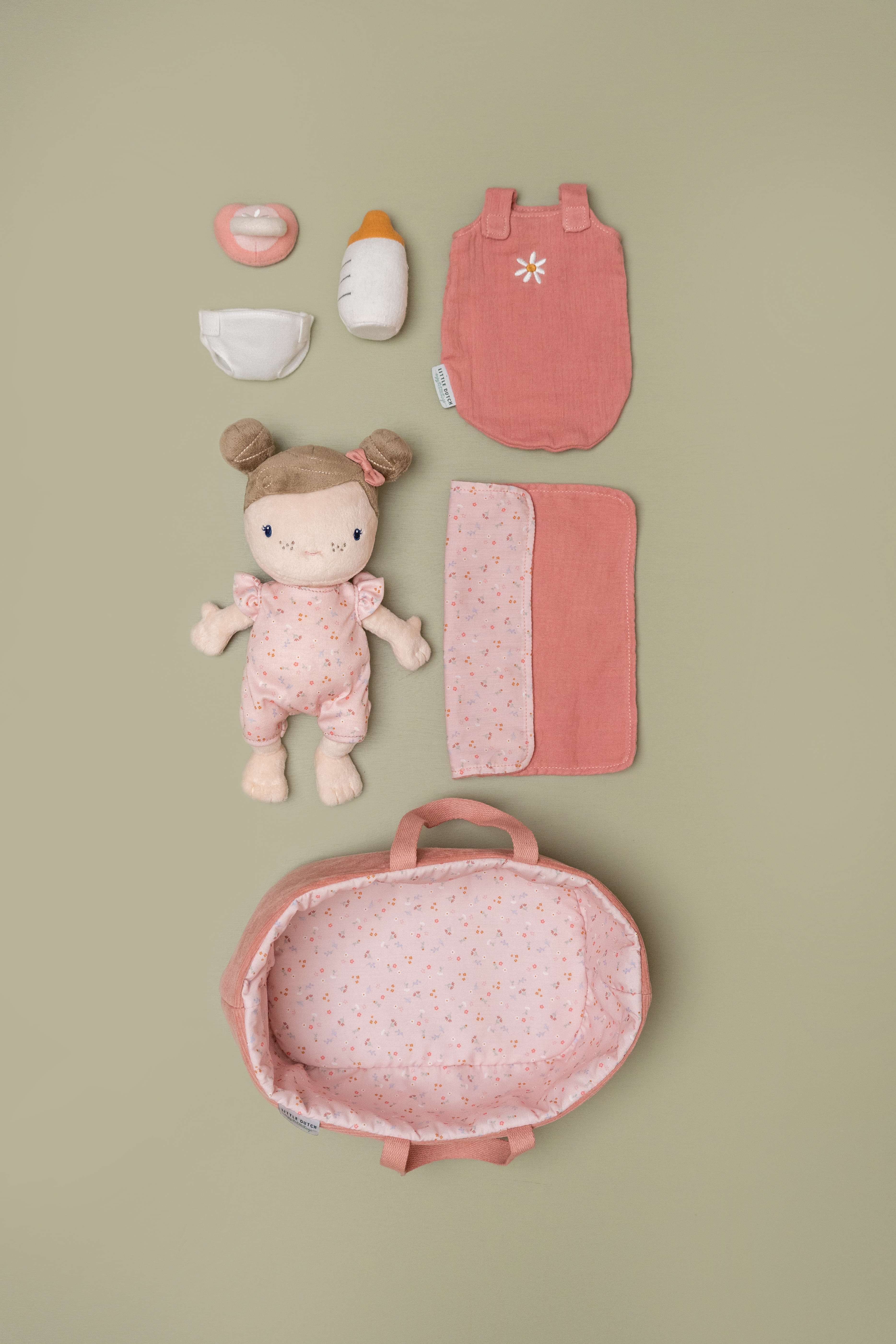 Muñeca bebé rosa Little Dutch 12