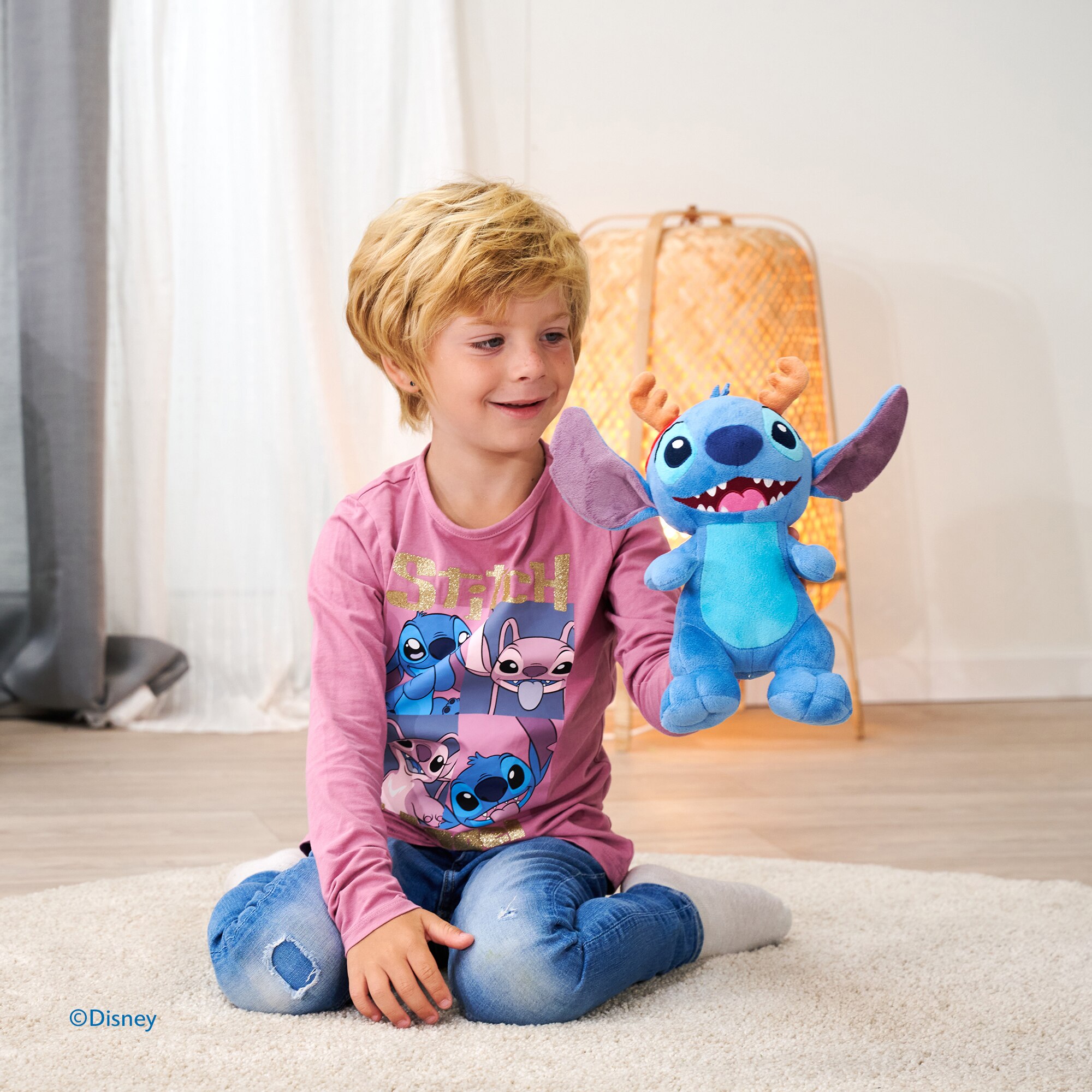 Peluche Stitch Reno 25 cm Disney Simba 4