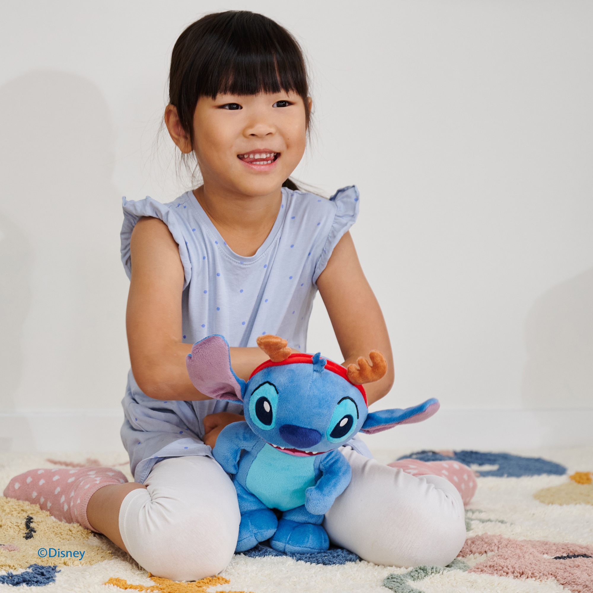 Peluche Stitch Reno 25 cm Disney Simba 8