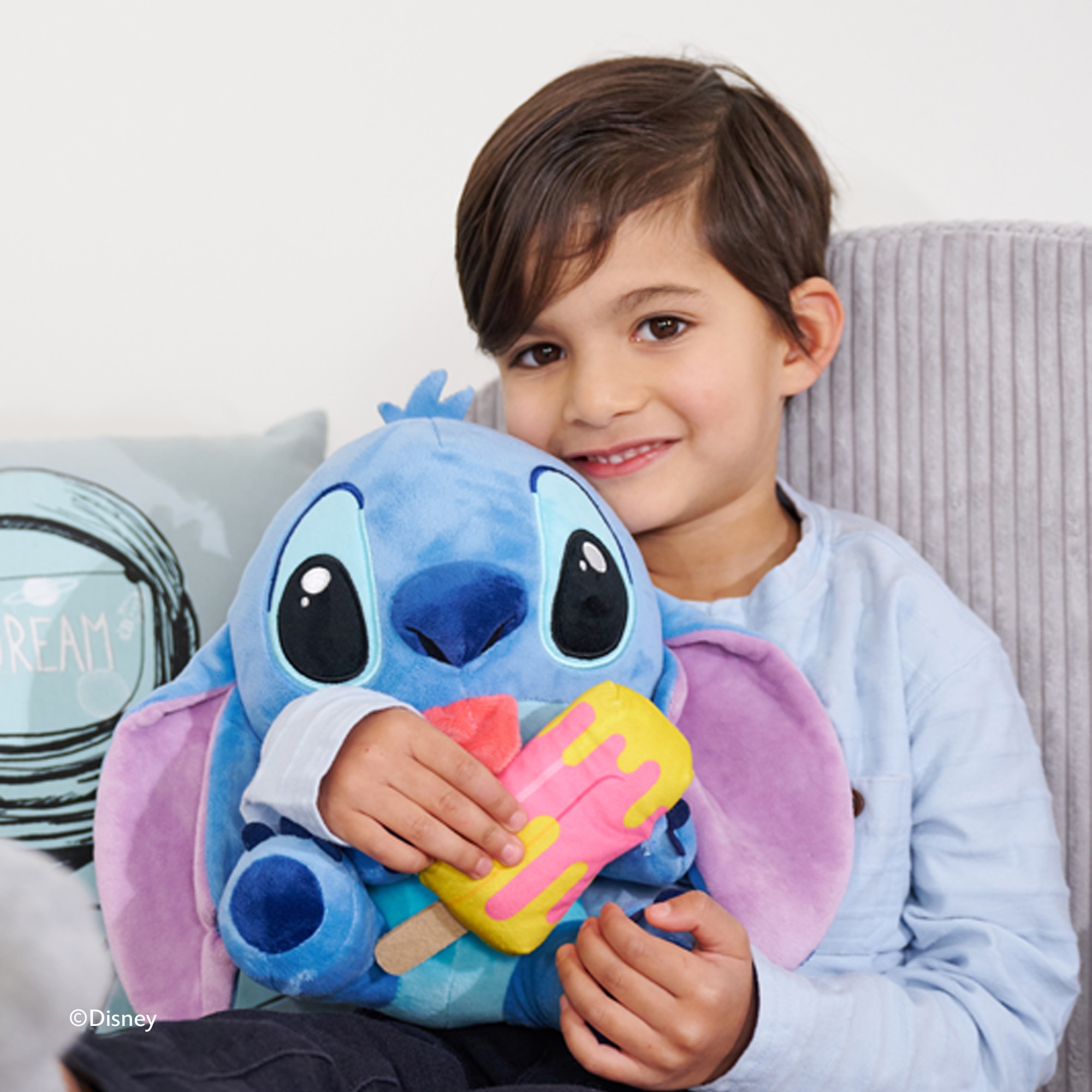Peluche Stitch con polo 25cm Disney Simba 3