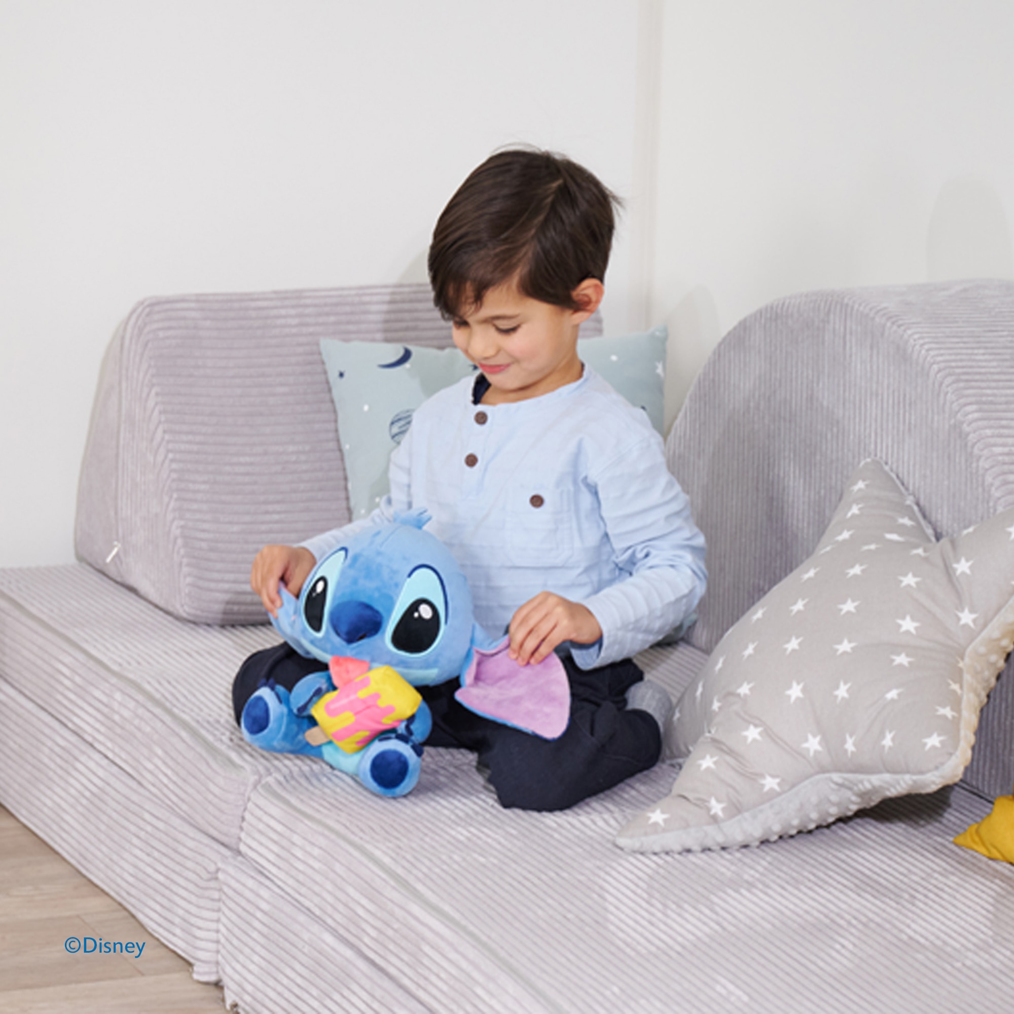 Peluche Stitch con polo 25cm Disney Simba 4
