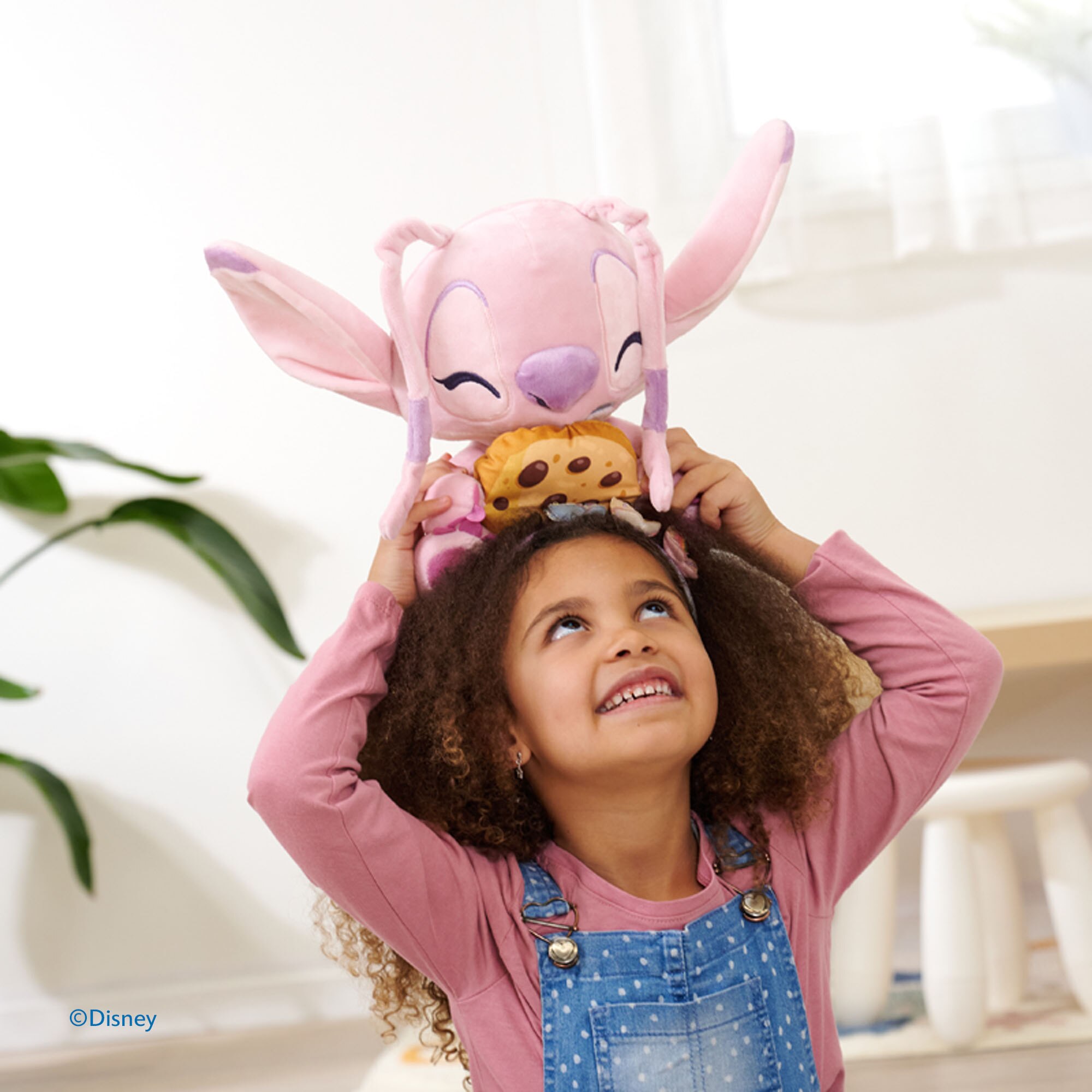 Peluche Stitch Angel con Cookie 25 cm Disney Simba 4