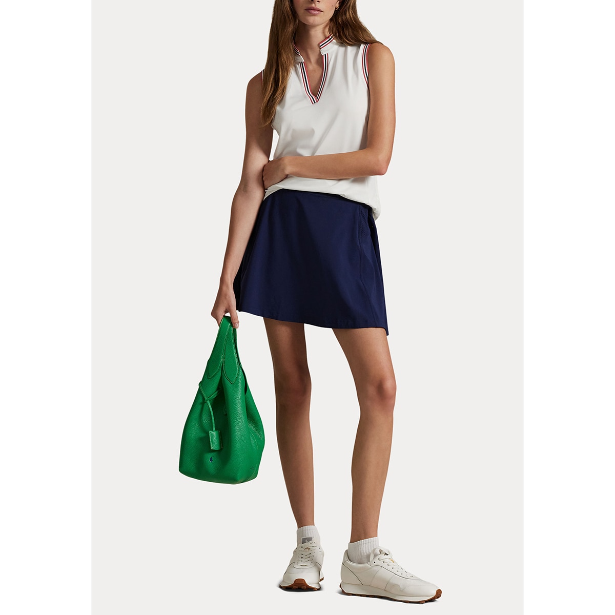 Polo de Mulher Tailored Fit sem Mangas Branco-2