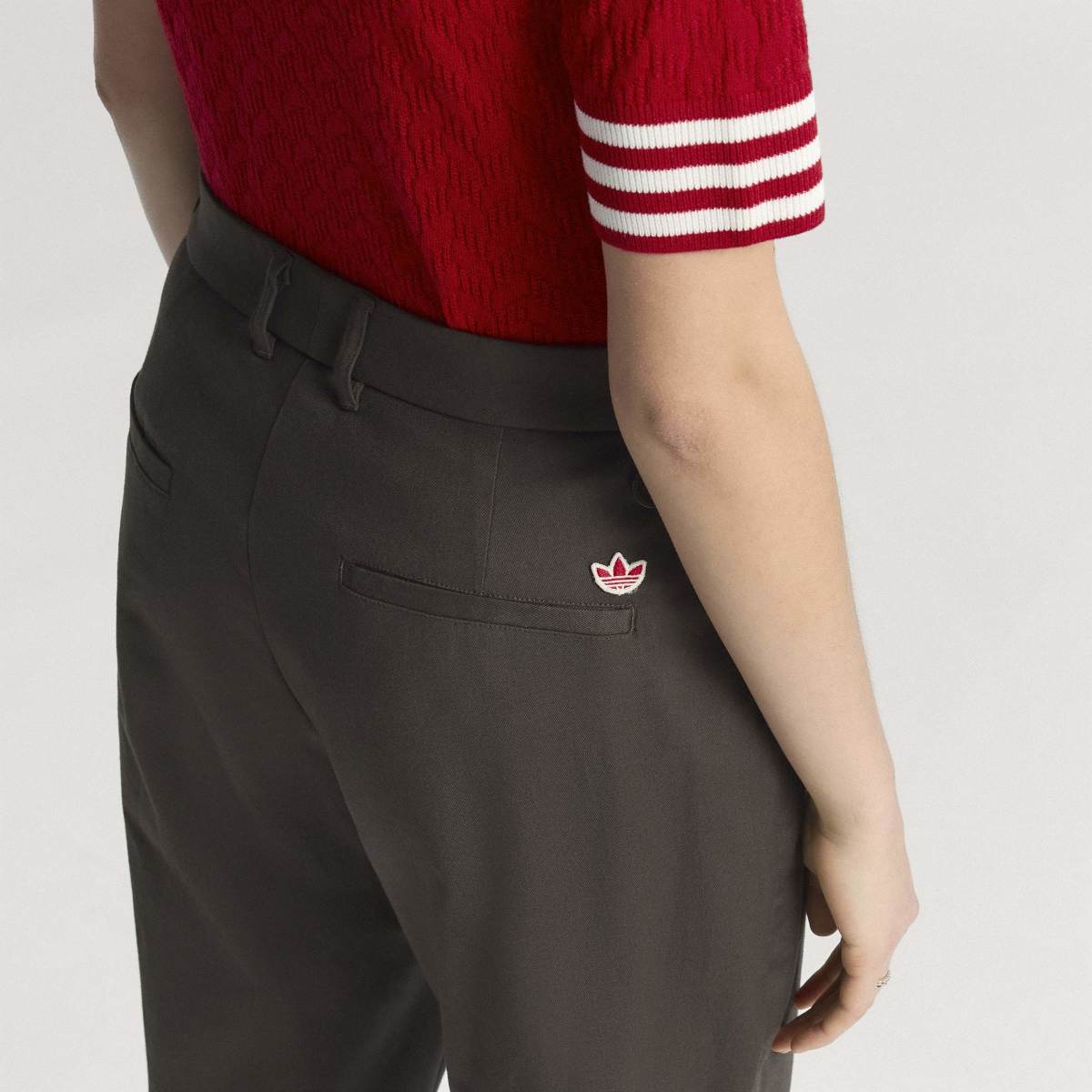 Calças de Mulher Originals Pant Castanho-6