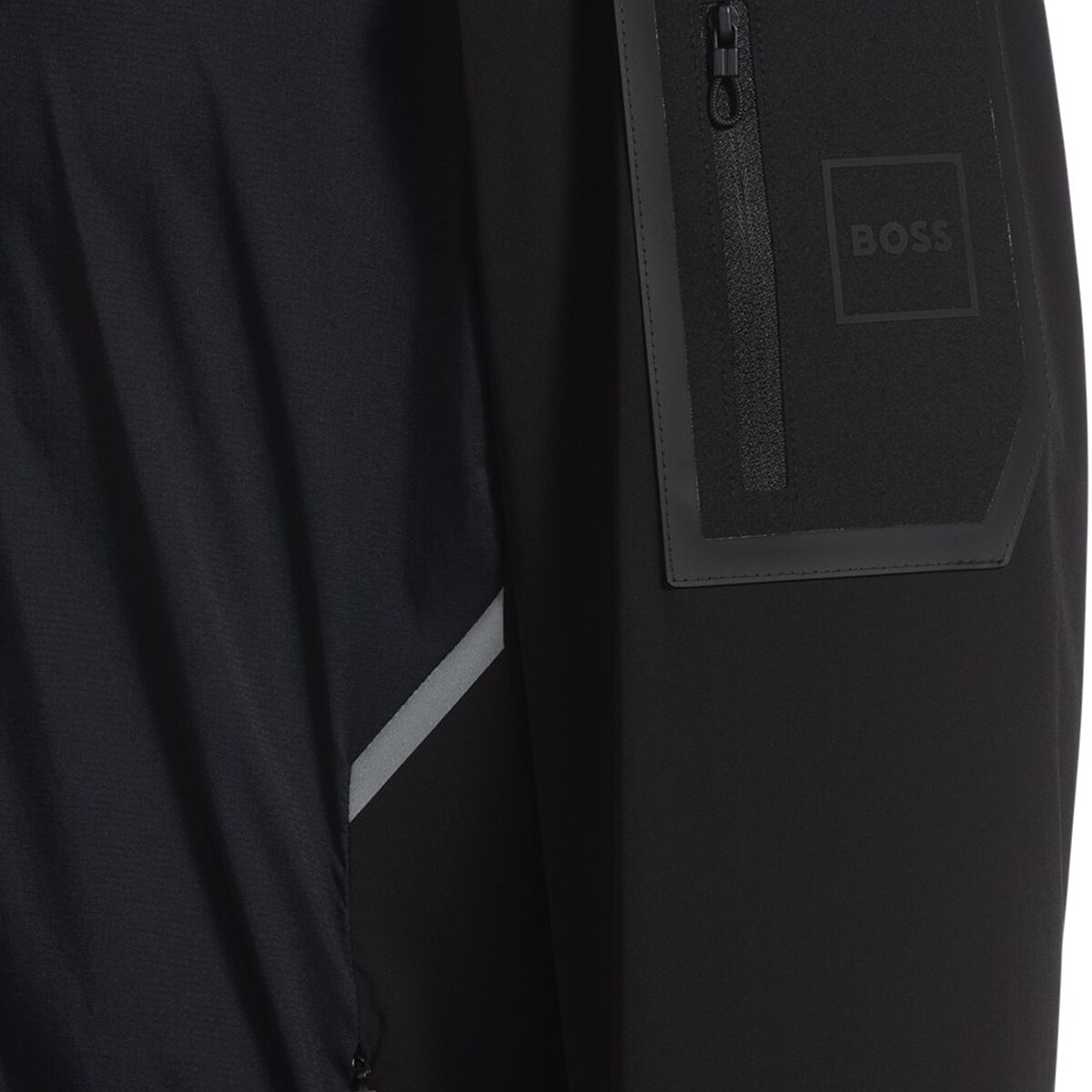 Casaco Técnico de Homem com Capuz Fixo Preto-3