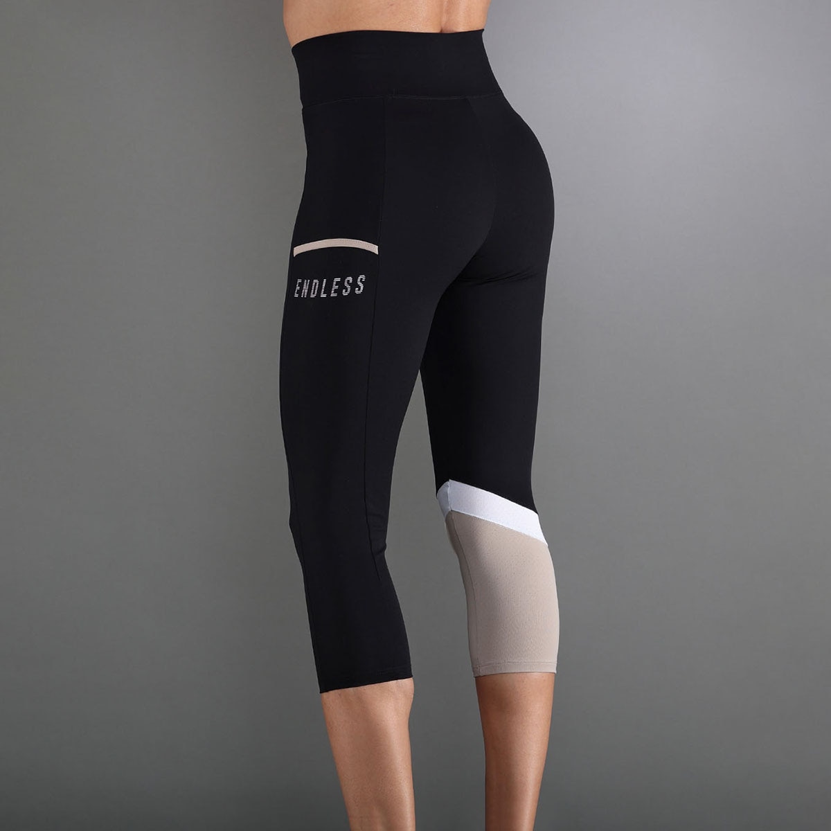 Leggings de Mulher Line Pocket Hw 7/8 Preto-2