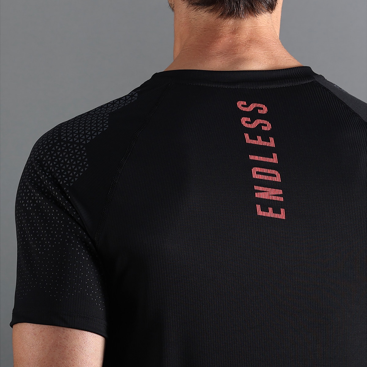 T-shirt de Homem Feisty Hexagon Cinzento / Preto-5