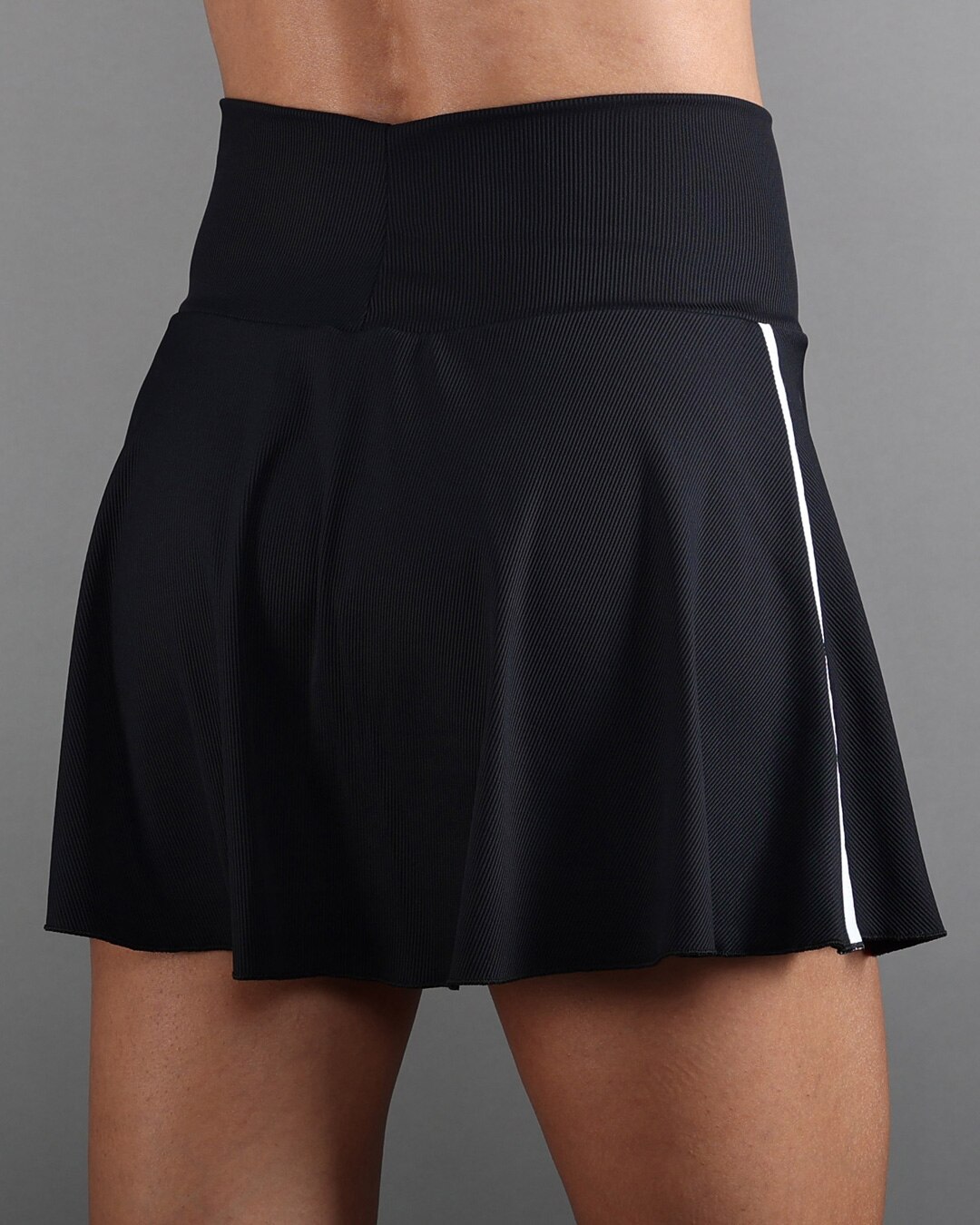 Saia de Mulher Club Collection Preto-2