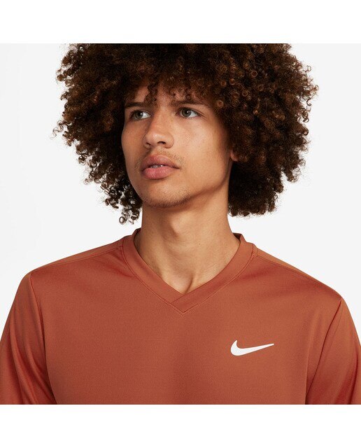 T-shirt de Homem Court Dri-FIT Victory Castanho-3