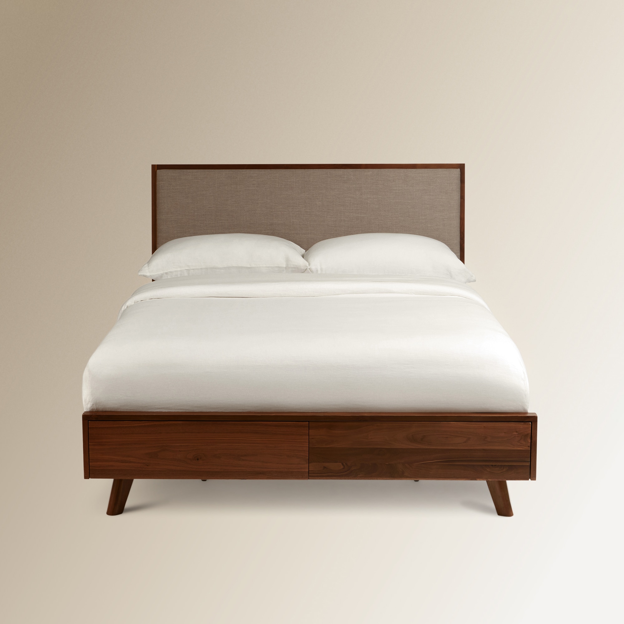 Cama de Casal de Nogueira com Cabeceira Estofada Antón Nogueira-4