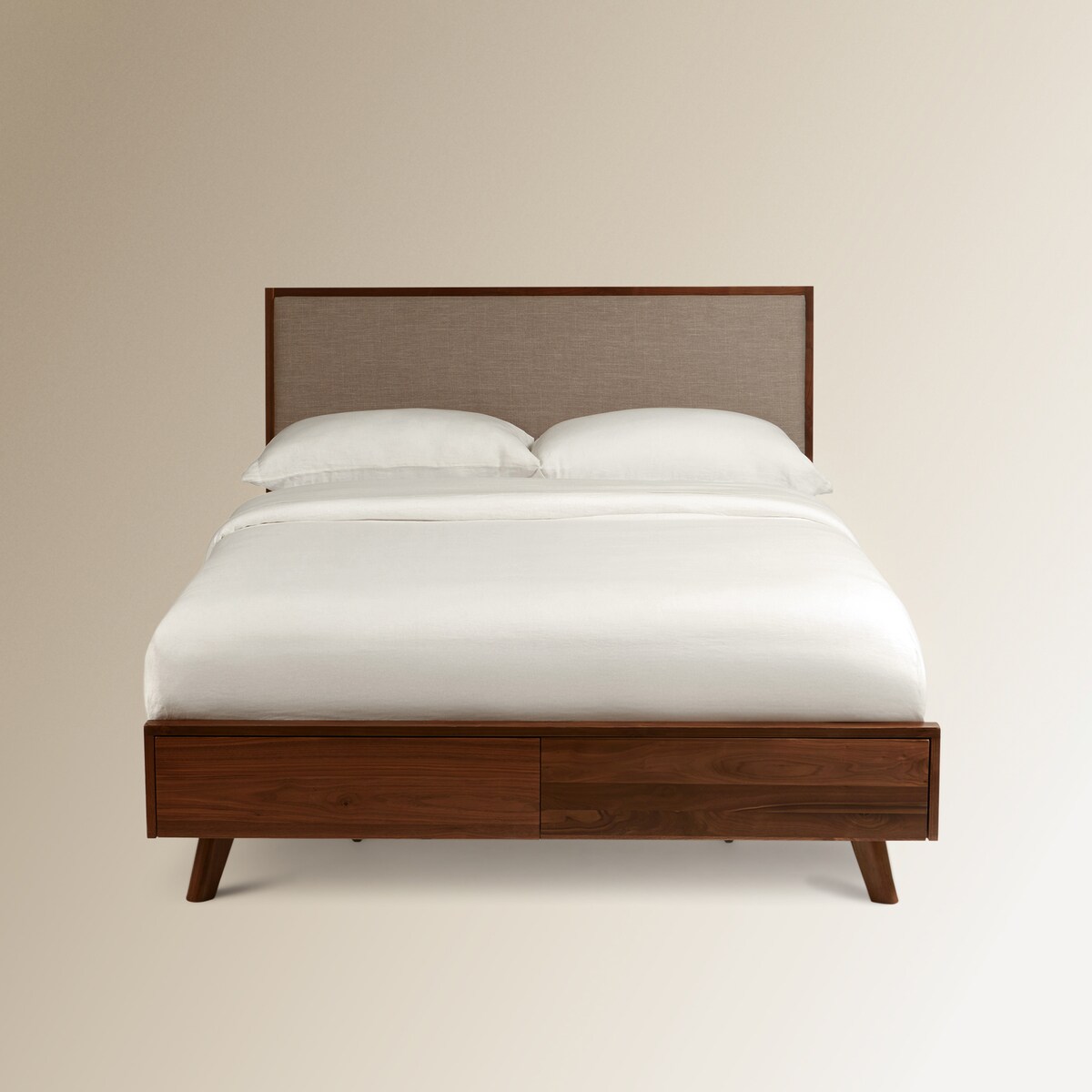 Cama doble de madera de nogal con cabecero tapizado Antón Room - El Corte Inglés · El Corte Inglés - Room · El Corte Inglés