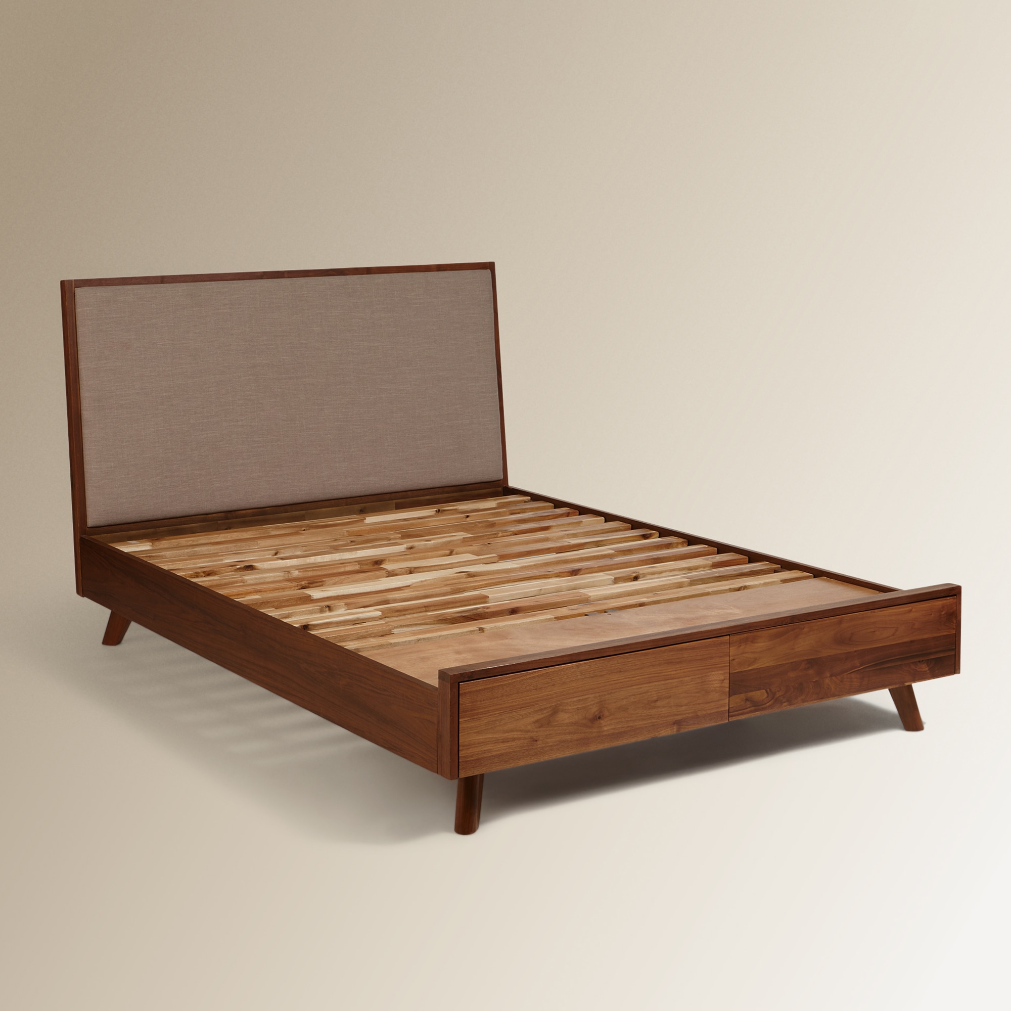 Cama de Casal de Nogueira com Cabeceira Estofada Antón Nogueira-8