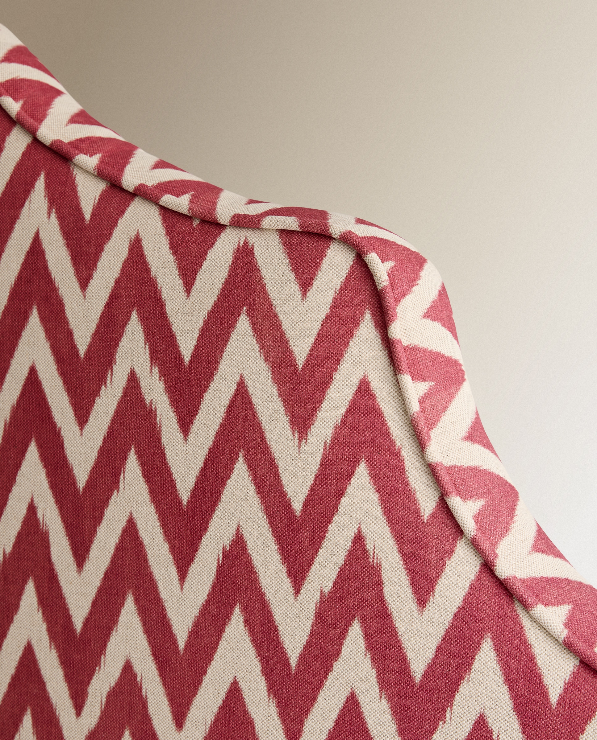 Cabeceira dupla estofada em zigzag Harrow Vermelho-3