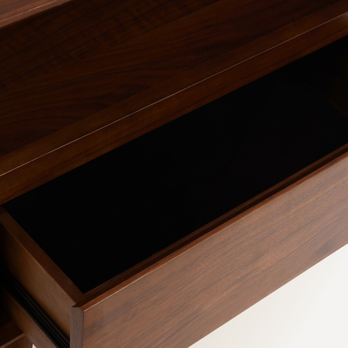 Mesa de Cabeceira de Nogueira com Gaveta Antón Nogueira-6