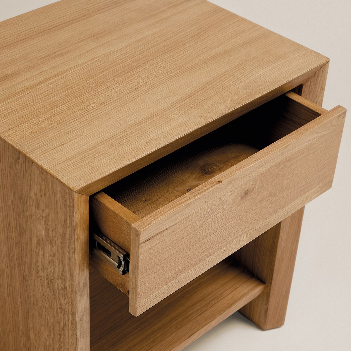 Mesa de Cabeceira com 1 Gaveta Roger em Carvalho Carvalho-6