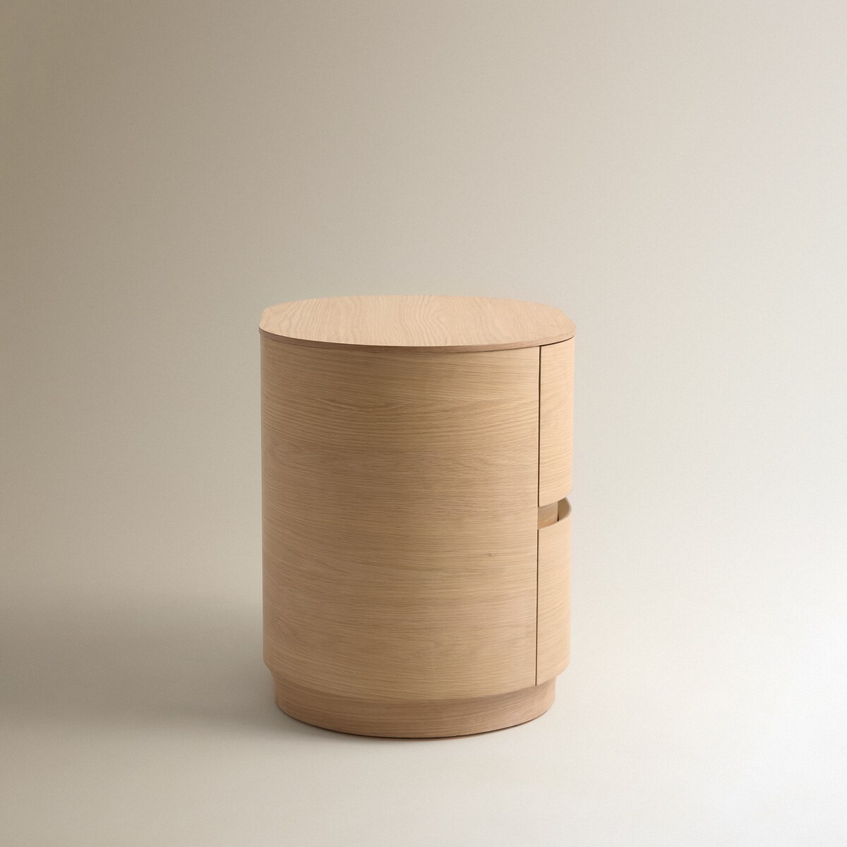 Mesa de Cabeceira com 2 Gavetas de Madeira de Carvalho Owen Carvalho-4