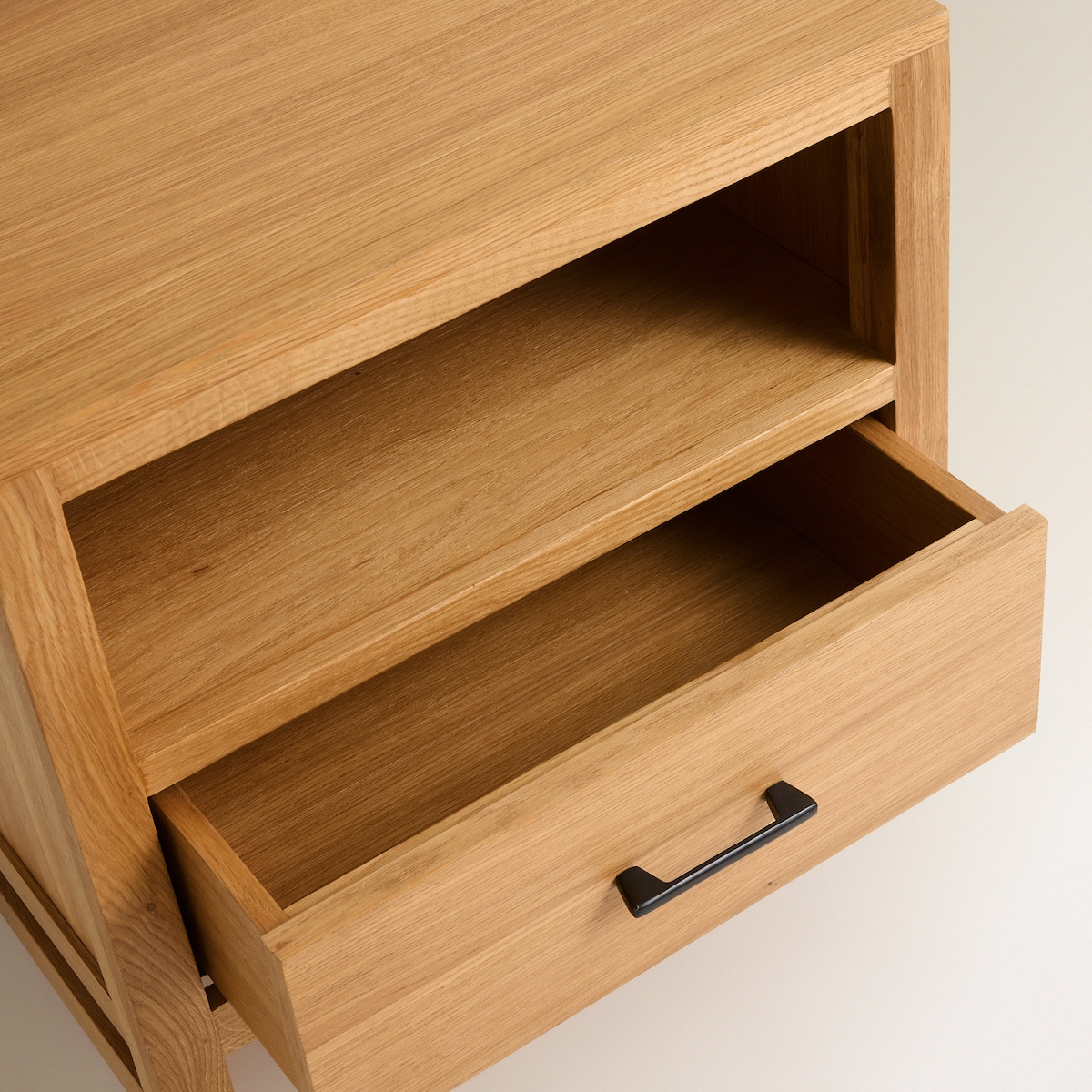 Mesa de Cabeceira com 1 Gaveta Carvalho-6