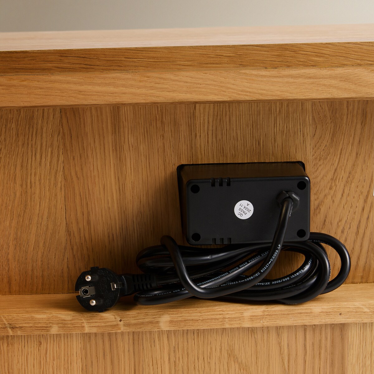 Mesa de Cabeceira com 1 Gaveta Carvalho-8