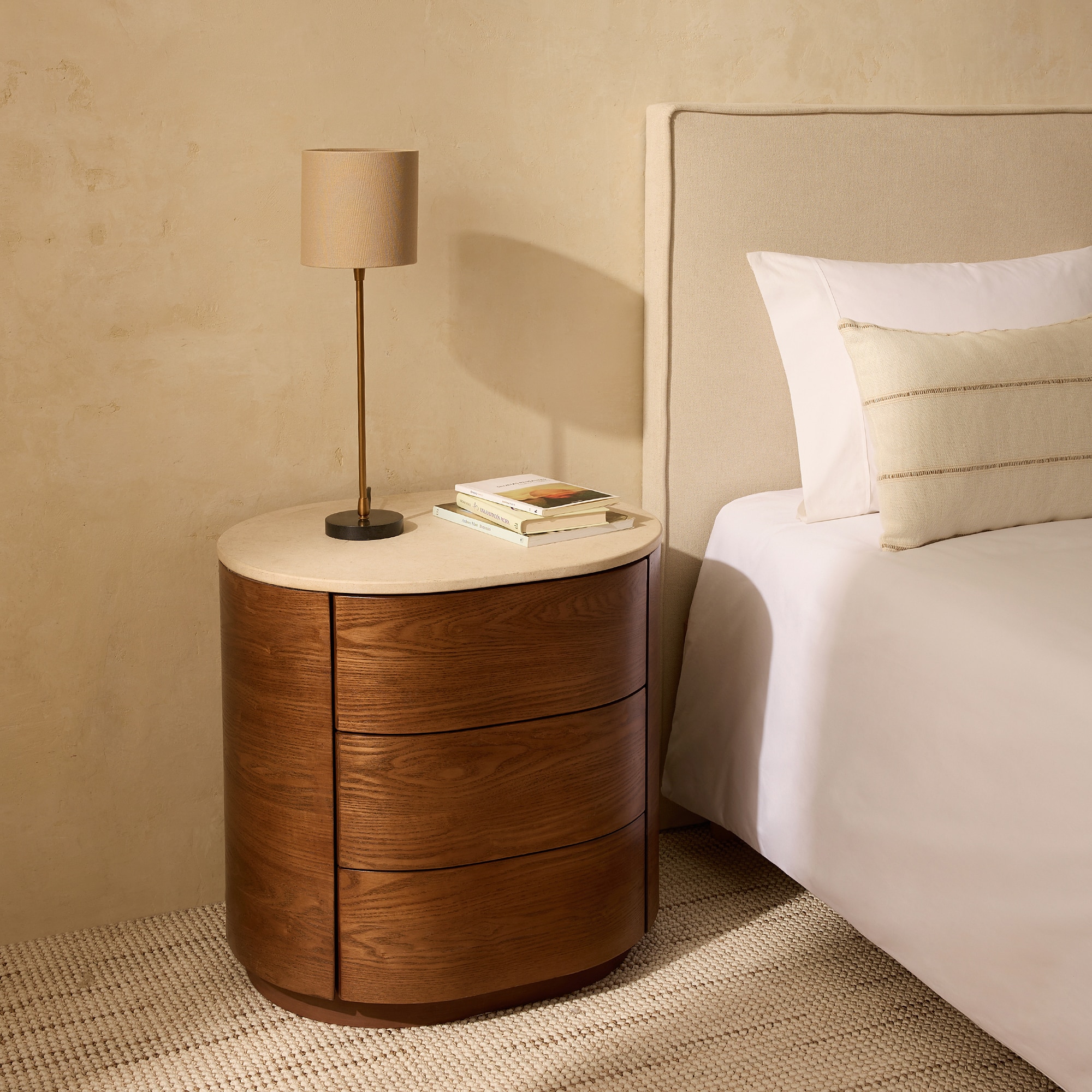 Imagem 0 de Mesa de Cabeceira com 3 Gavetas Trento