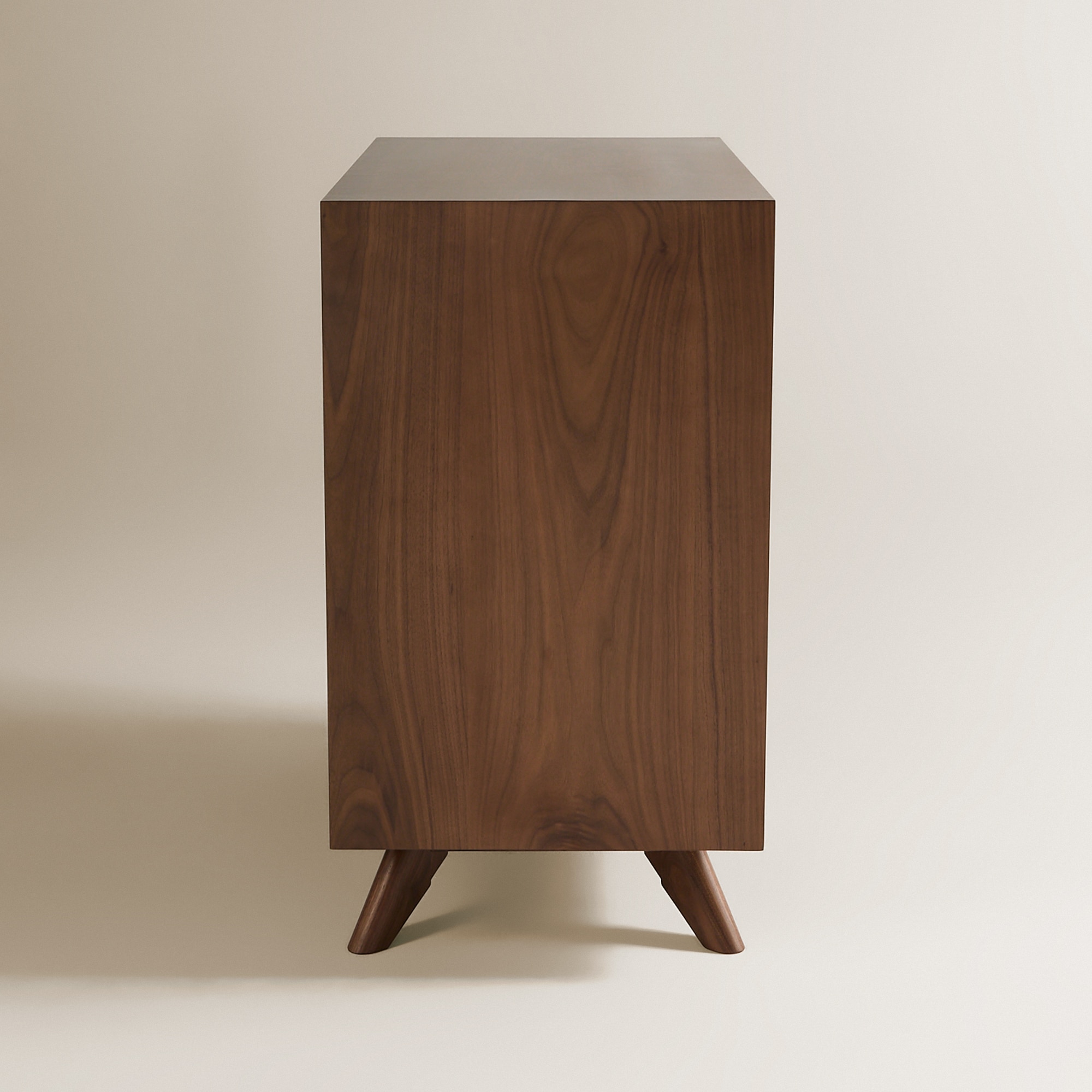 Cómoda de Nogueira Antón Madeira-4