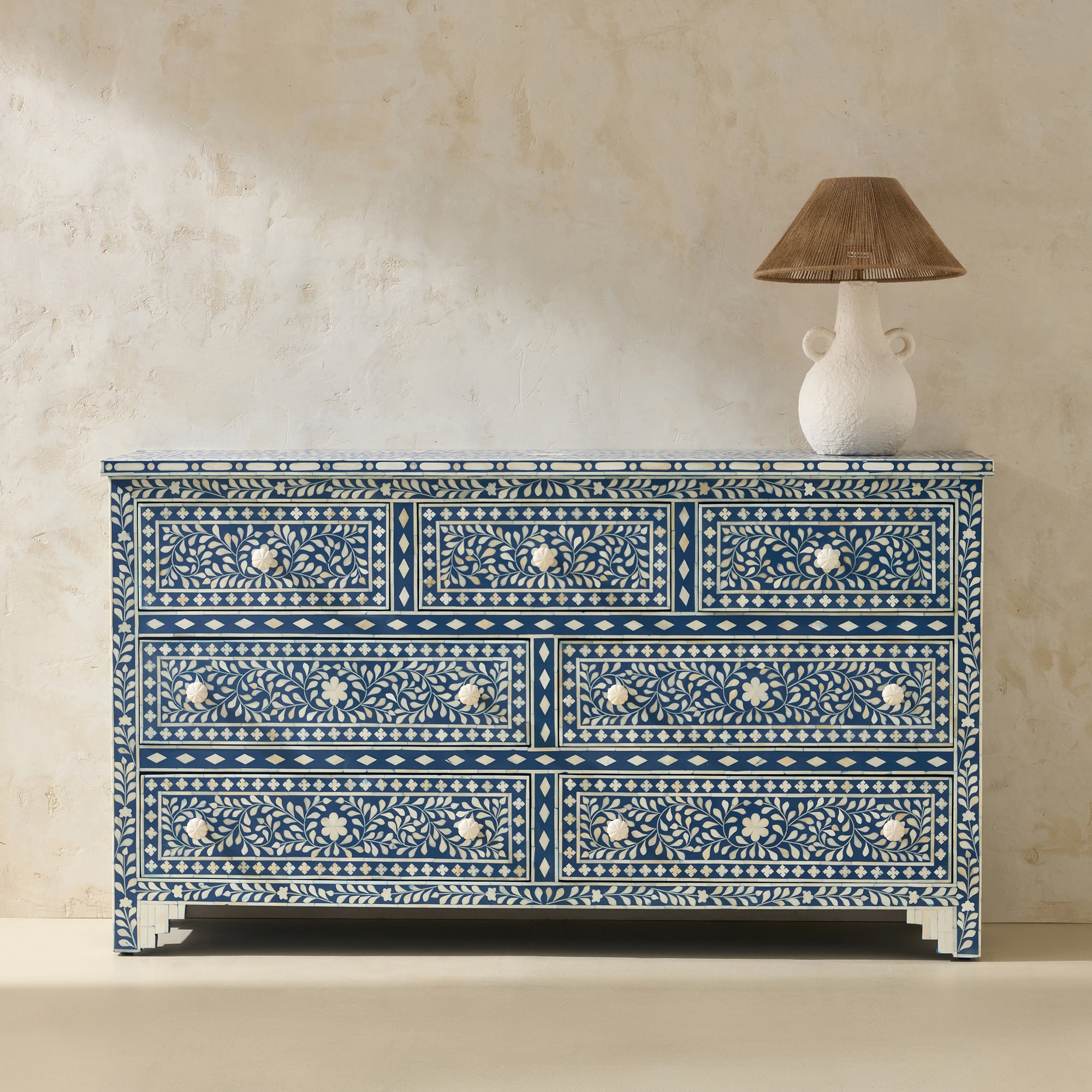 Imagem 0 de Cómoda de Madeira e Osso com 7 Gavetas Kerala