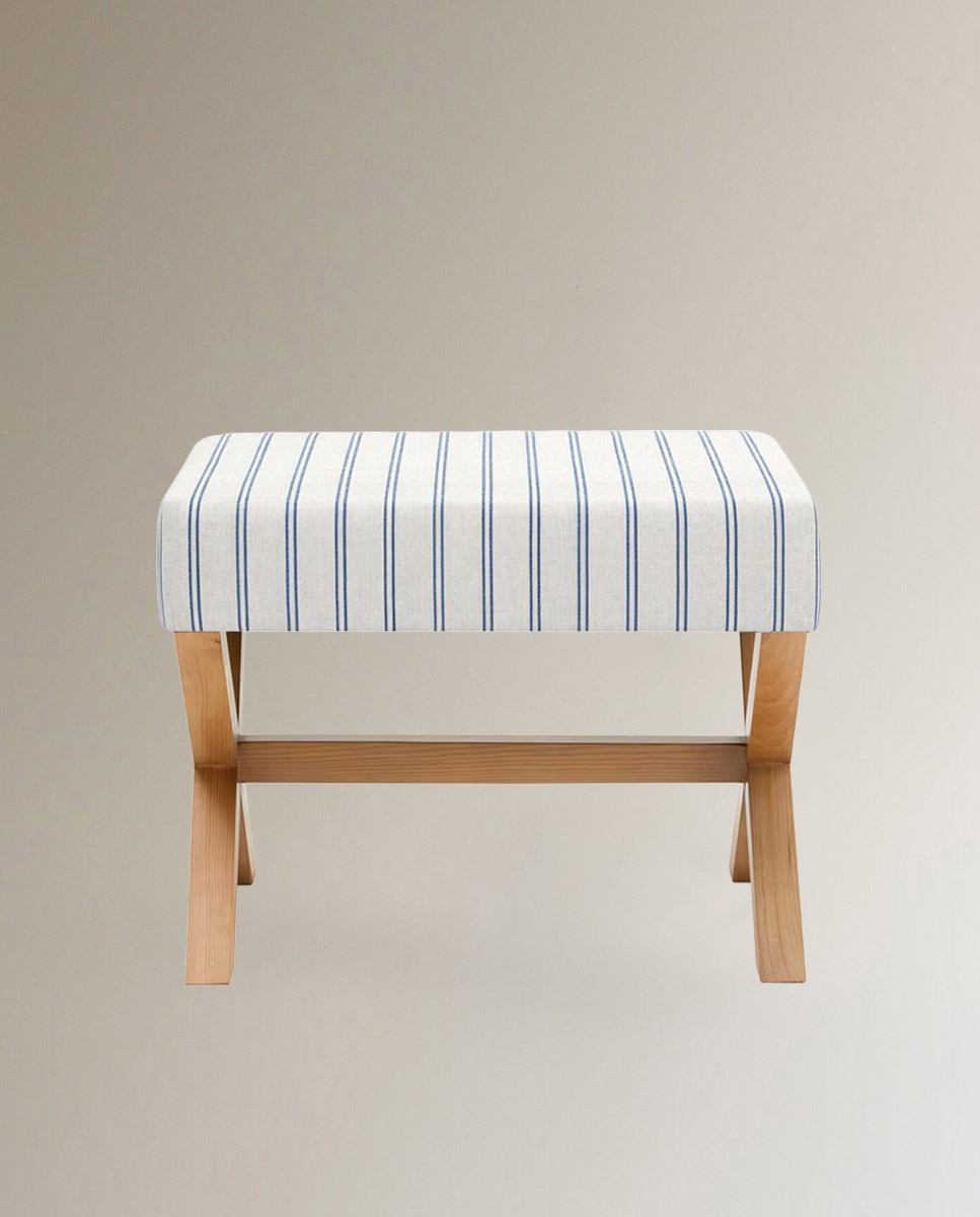 Banco de Pé de Cama às Riscas Porto com Fundo e Pé em Nogueira - Branco Azul-2