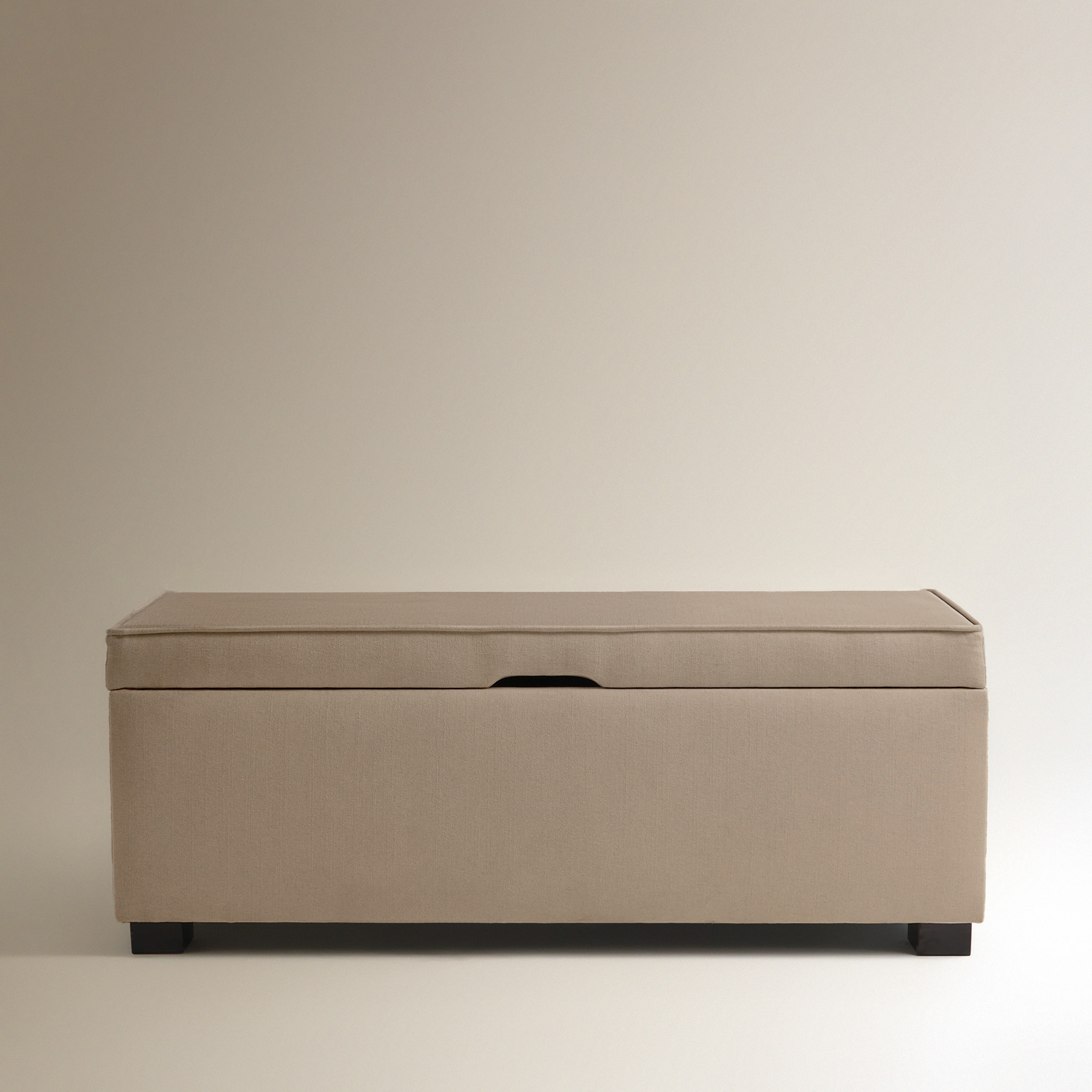 Imagem 0 de Banco estofado com arrumação Byron