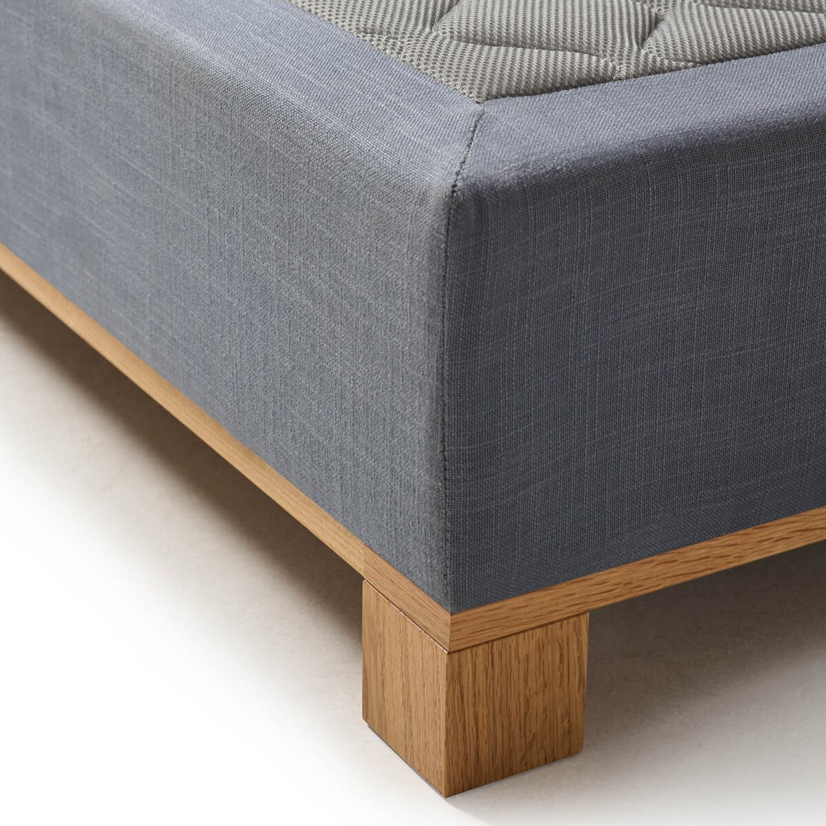 Somier de madera tapizado con patas Suiza D Nature Sweetbedding - Gris Cama 80 x 190 cm Gris-2