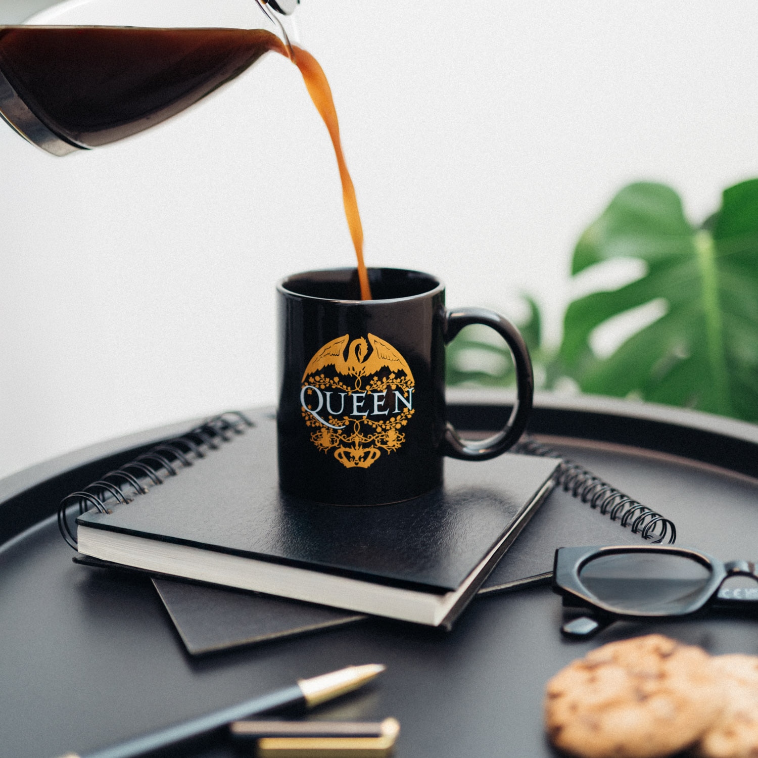 Taza fabricada en cerámica con acabado brillante Multicolor-5