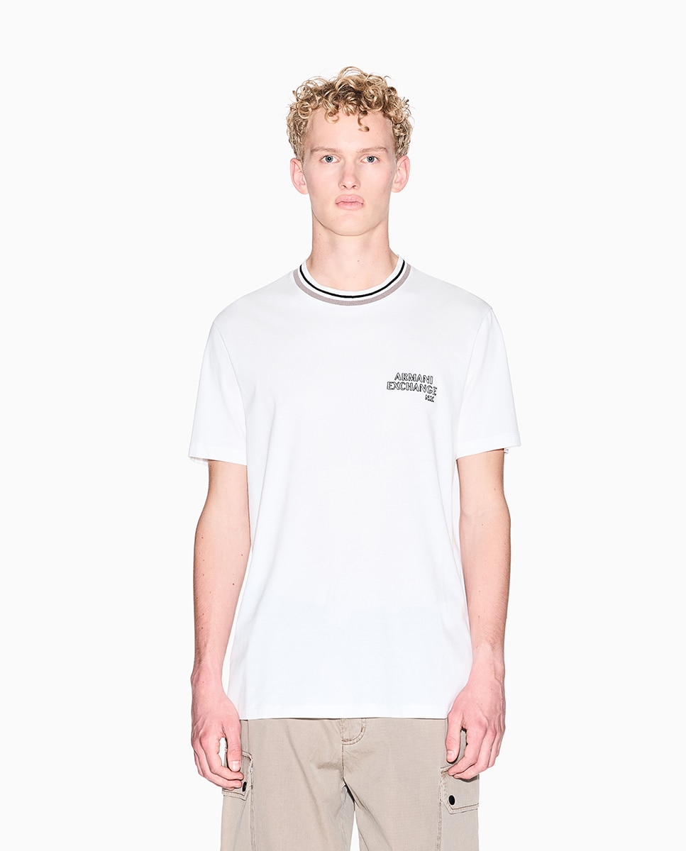 Imagem 0 de T-shirt Regular Fit com Manga Curta e Gola Canelada