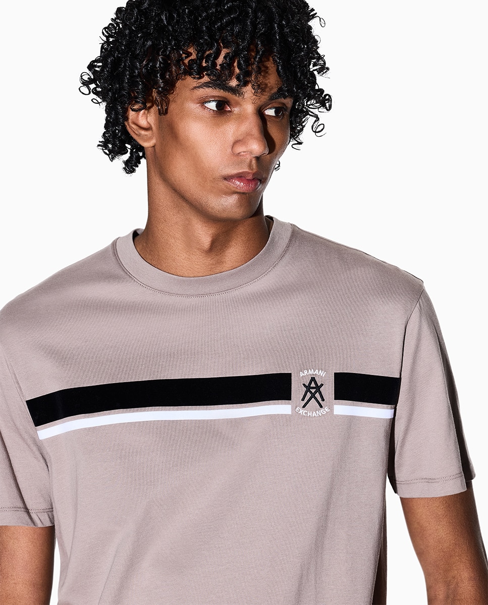 T-shirt Regular Fit com Manga Curta Castanho-claro-3