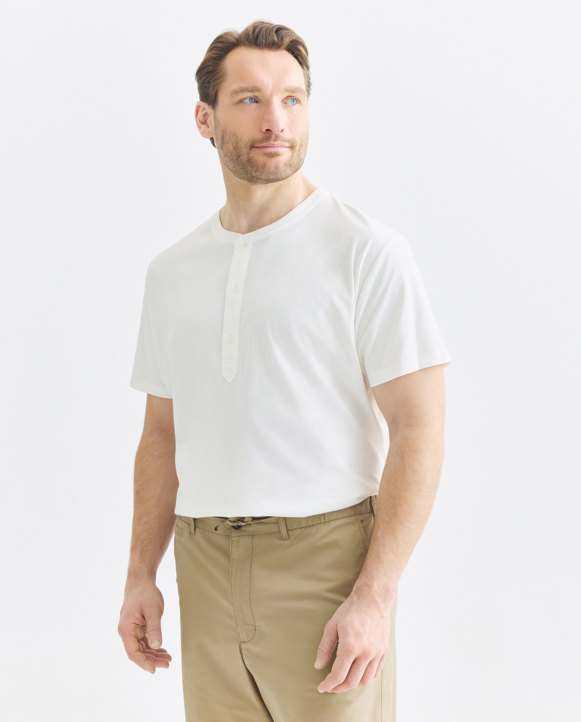 T-shirt de Manga Curta com Gola Tipo Padeiro Branco-1
