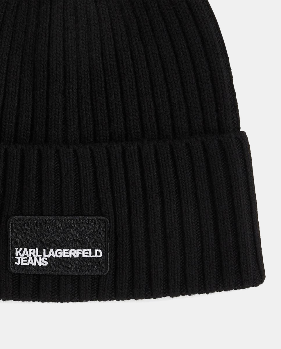 Jeans e Gorro de Malha Clássicos Preto-3