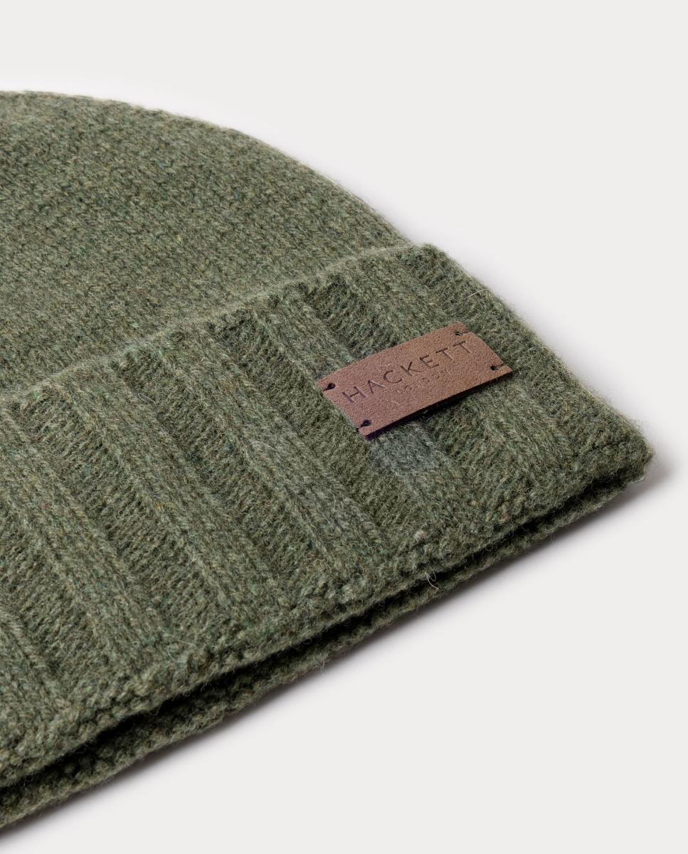 Gorro de Malha de Caxemira com Detalhe. Verde-militar-3