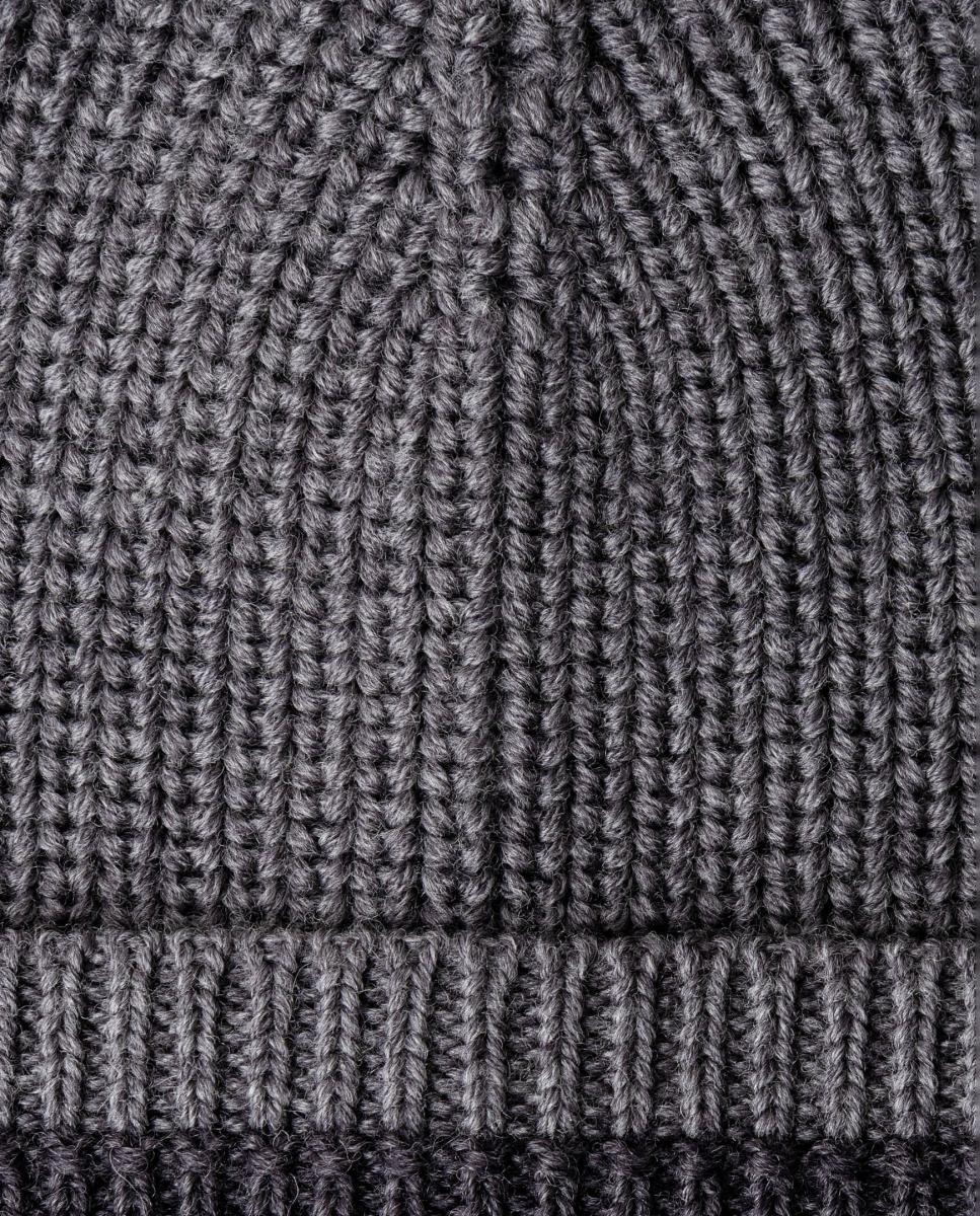 Gorro de Lã Merino com Dobra em Contraste. Cinzento-escuro-4
