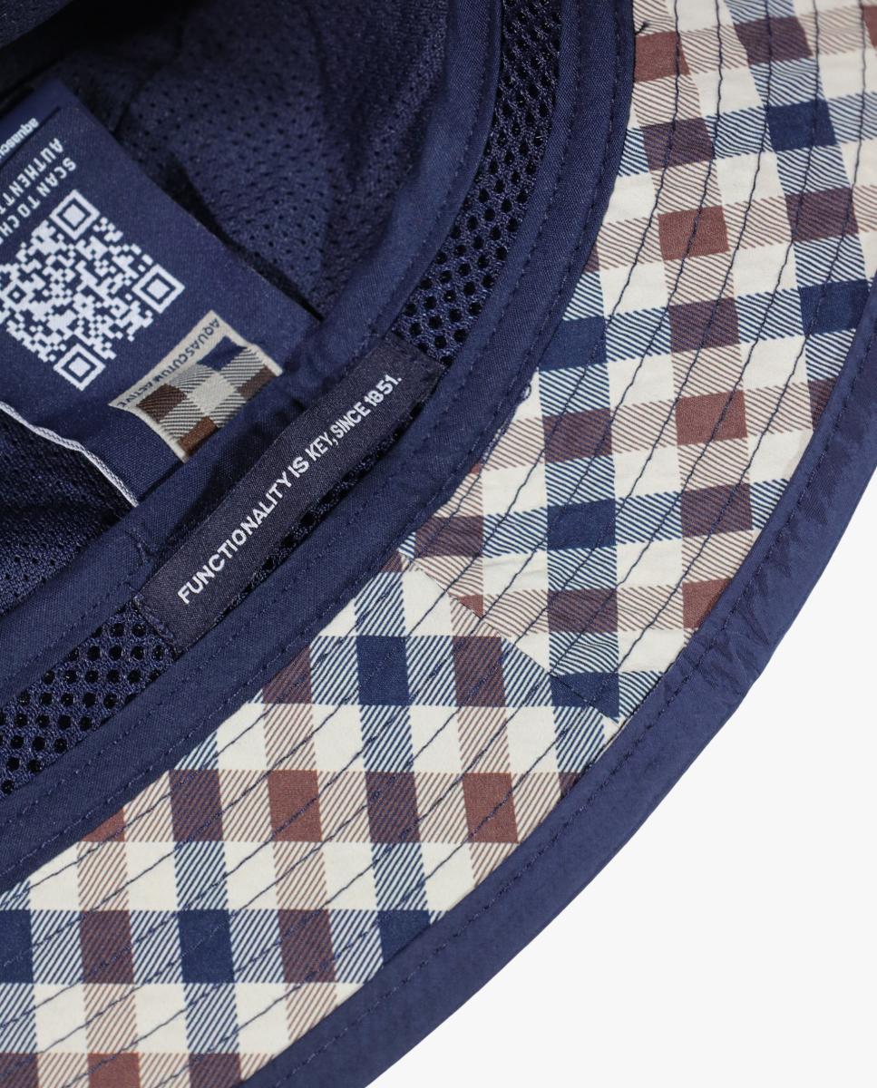Imagen 6 de Gorro bucket con logotipo y forro a contraste - AQUASCUTUM - Azul marino Azul marino