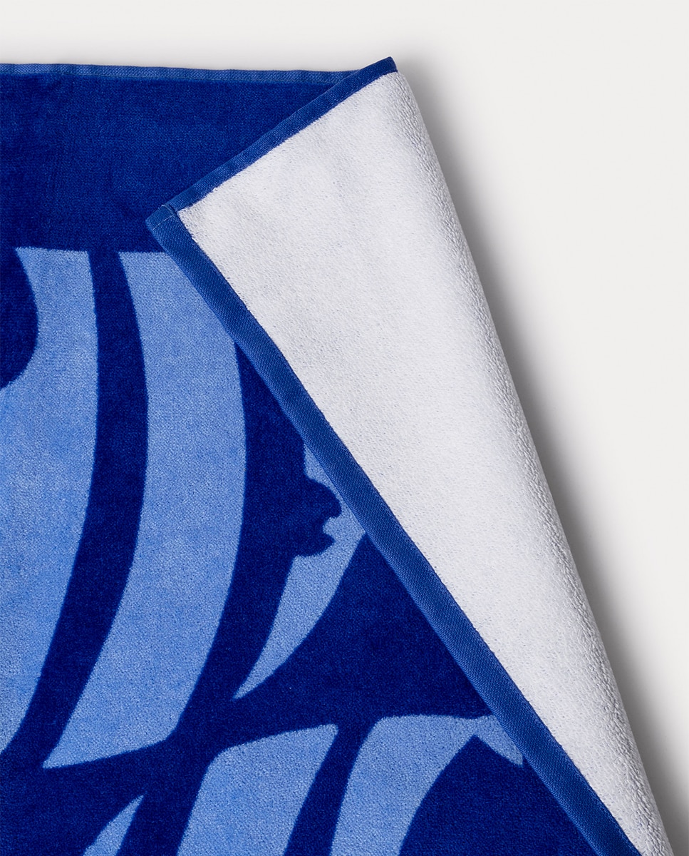 Toalha com Estampado de Peixes e Logótipo da Marca Azul-3