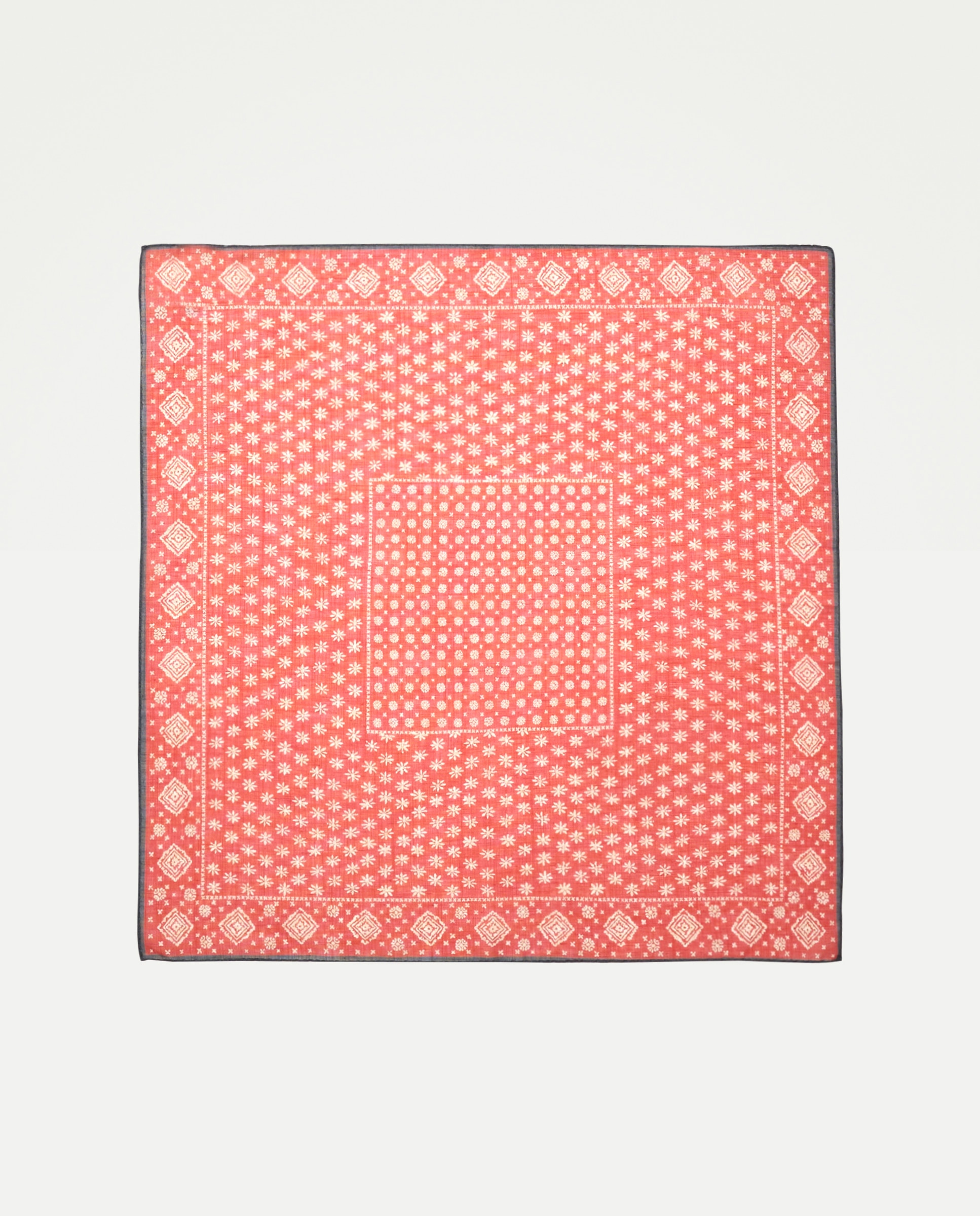 Lenço Tipo Bandana em Mistura de Linho Coral-2