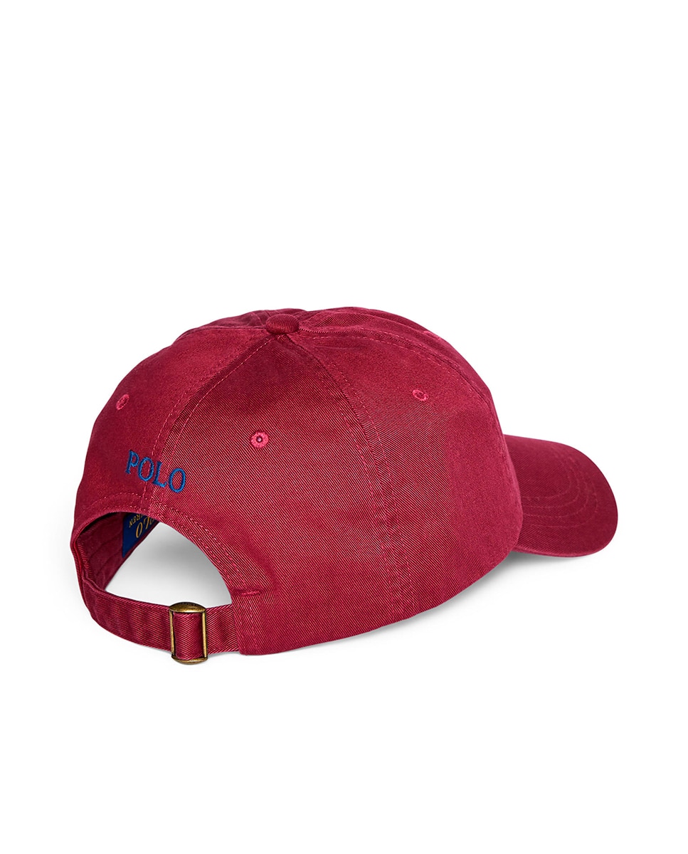 Boné com Cavalo Bordado e em Algodão Vermelho-2