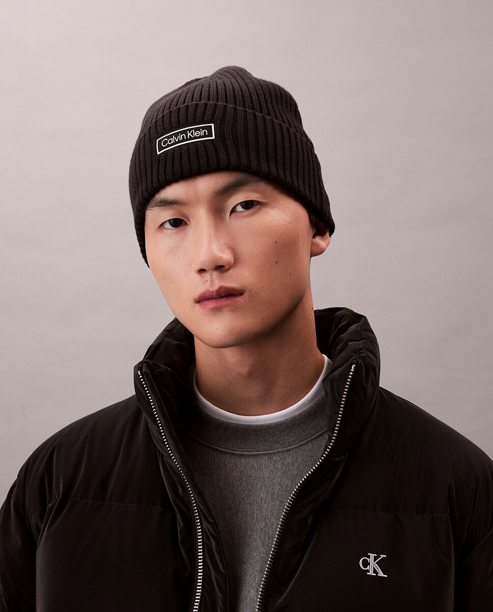 Gorro de algodón con parche Calvin Klein de hombre. - Negro Negro-1